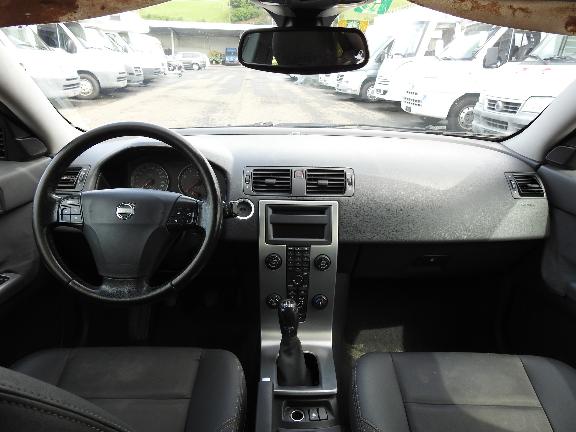 VOLVO S40 T5 Momentum-image-15