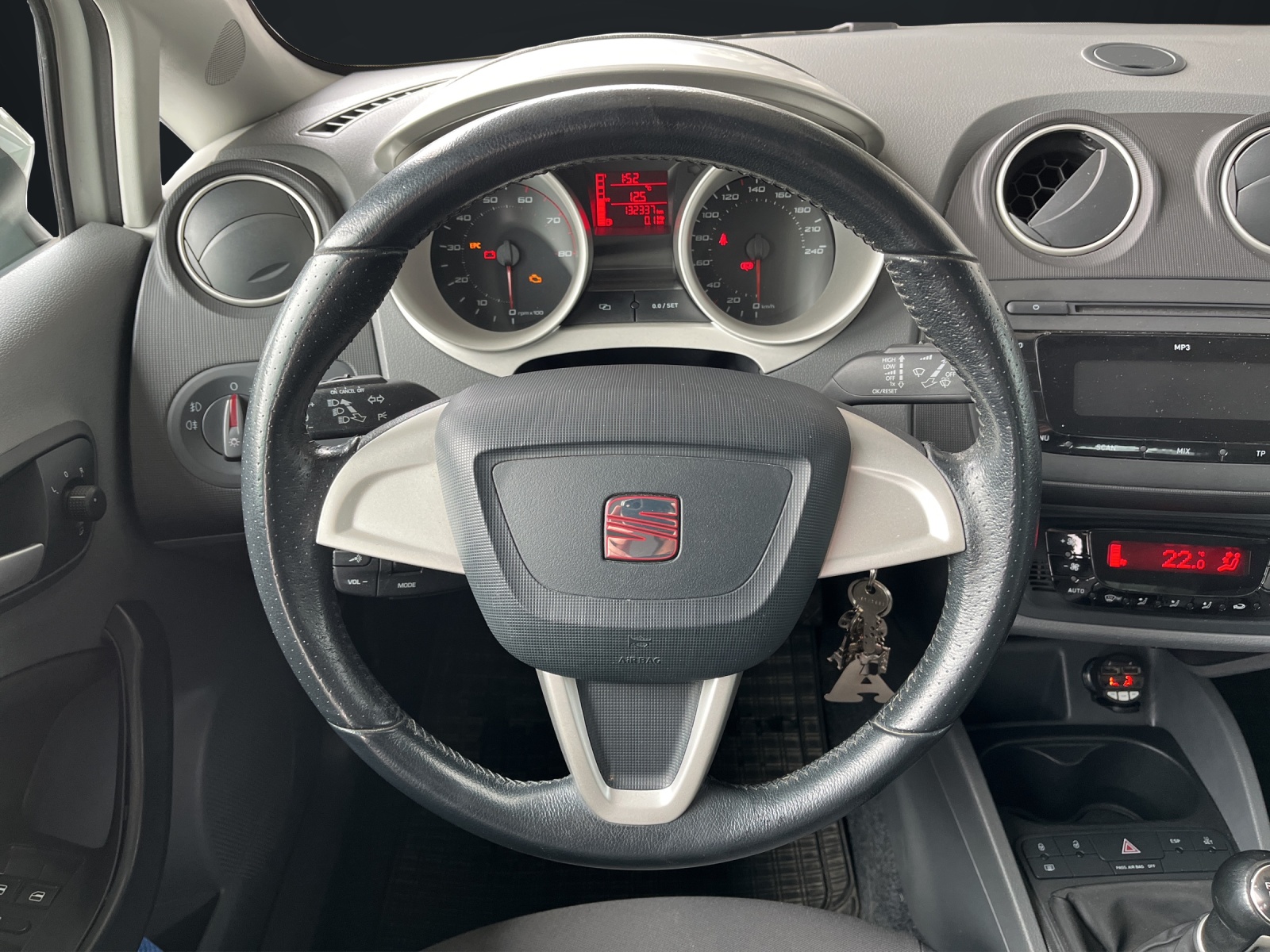 SEAT Ibiza 1.2 TSI Style-image-9