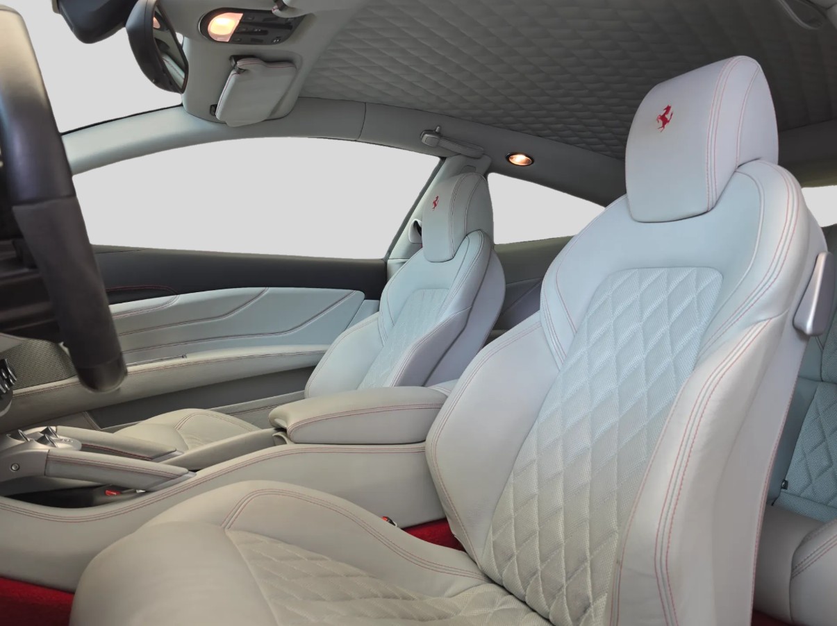 FERRARI FF-image-9