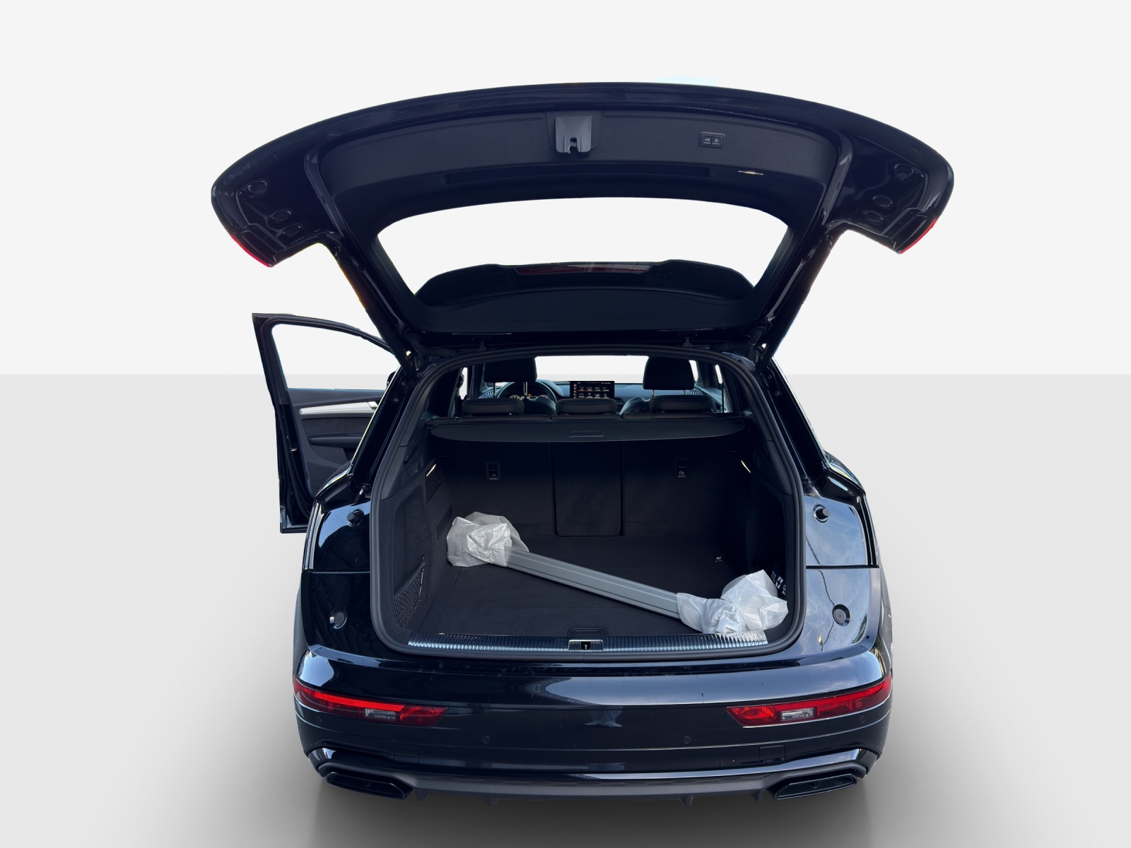 AUDI Q5 Sportback 45 TFSI S line quattro S-tronic-image-12