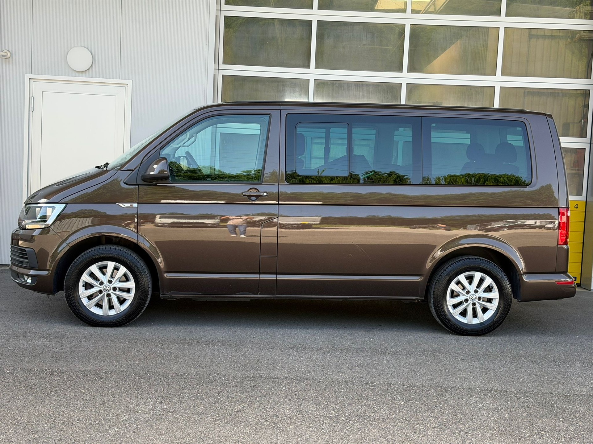 VW T6 Multivan 2.0 TDI Comfortline DSG *EXPORT*-image-6