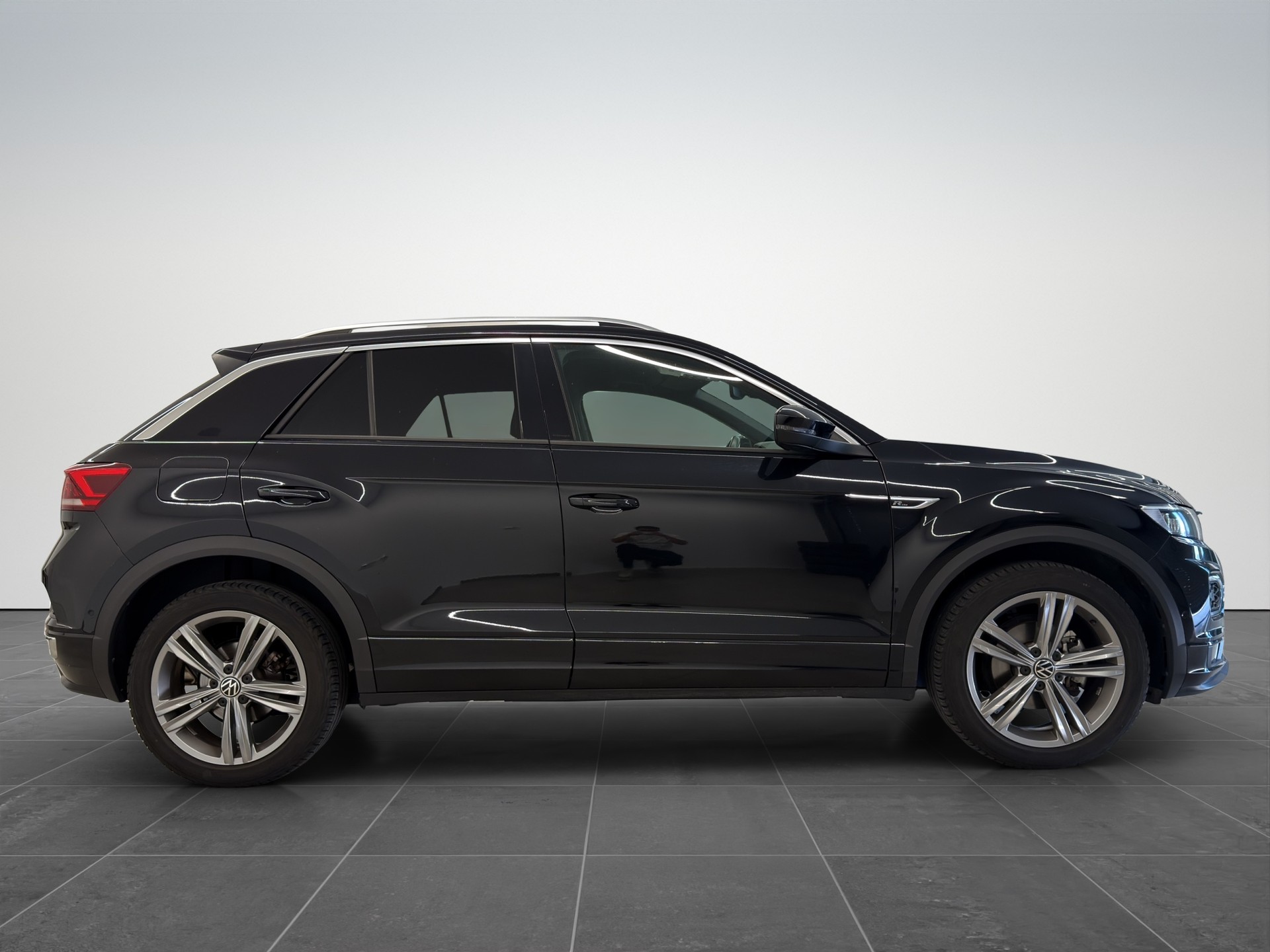 VW T-Roc 1.5 TSI EVO Sport DSG-image-6
