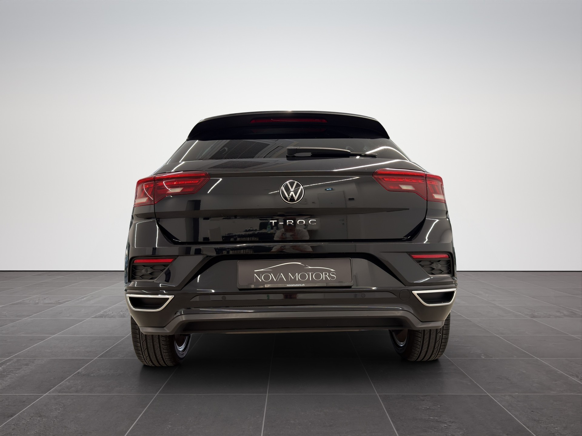VW T-Roc 1.5 TSI EVO Sport DSG-image-4