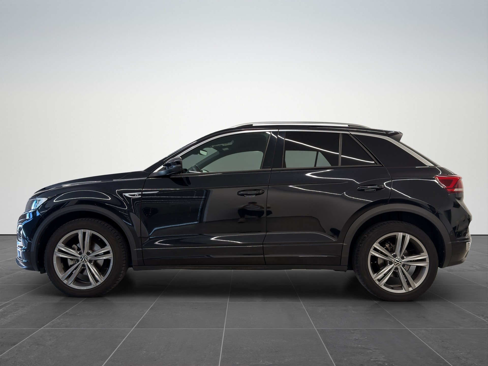 VW T-Roc 1.5 TSI EVO Sport DSG-image-2