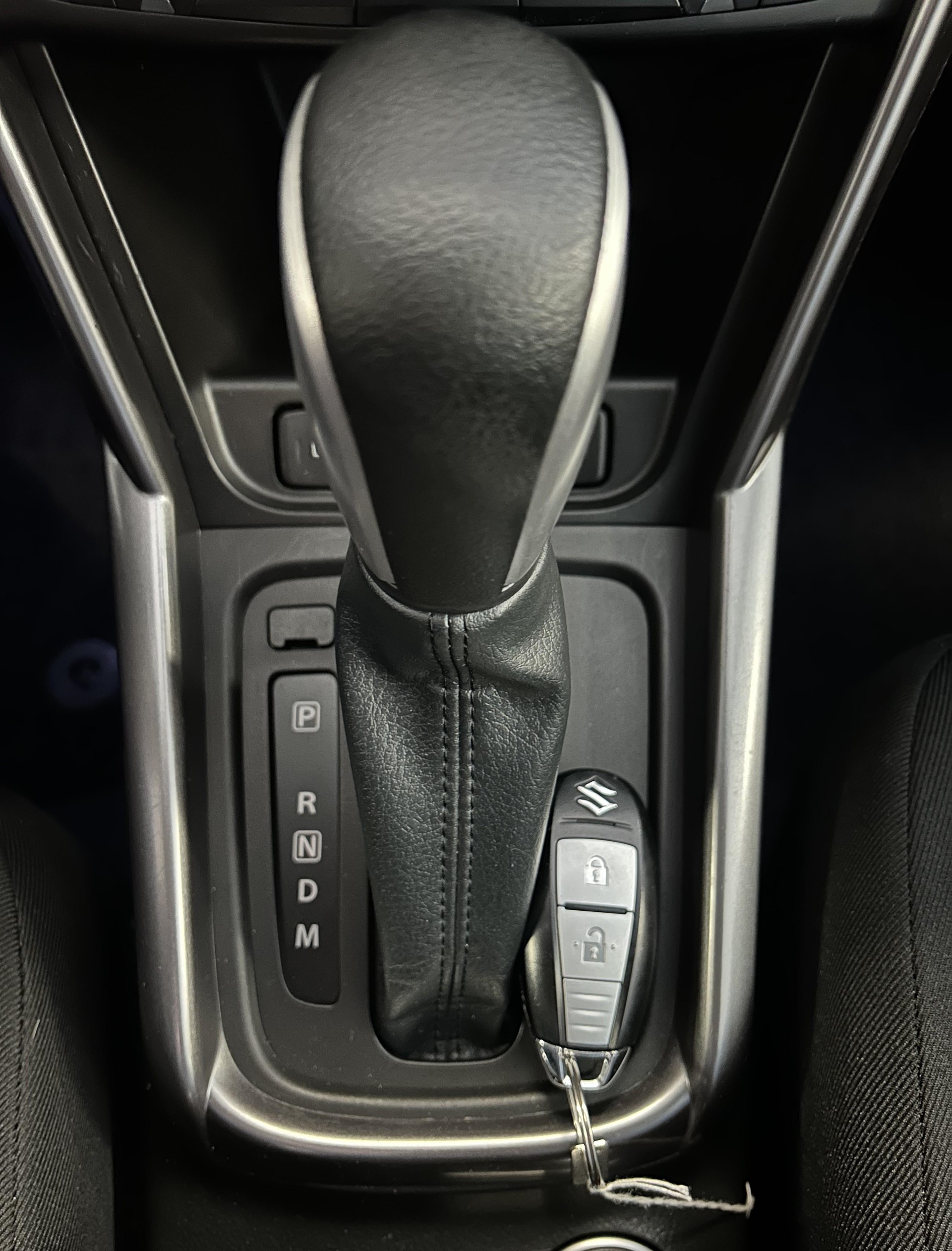 SUZUKI S-Cross 1.4 T Compact+ Hybrid 4x4-image-9
