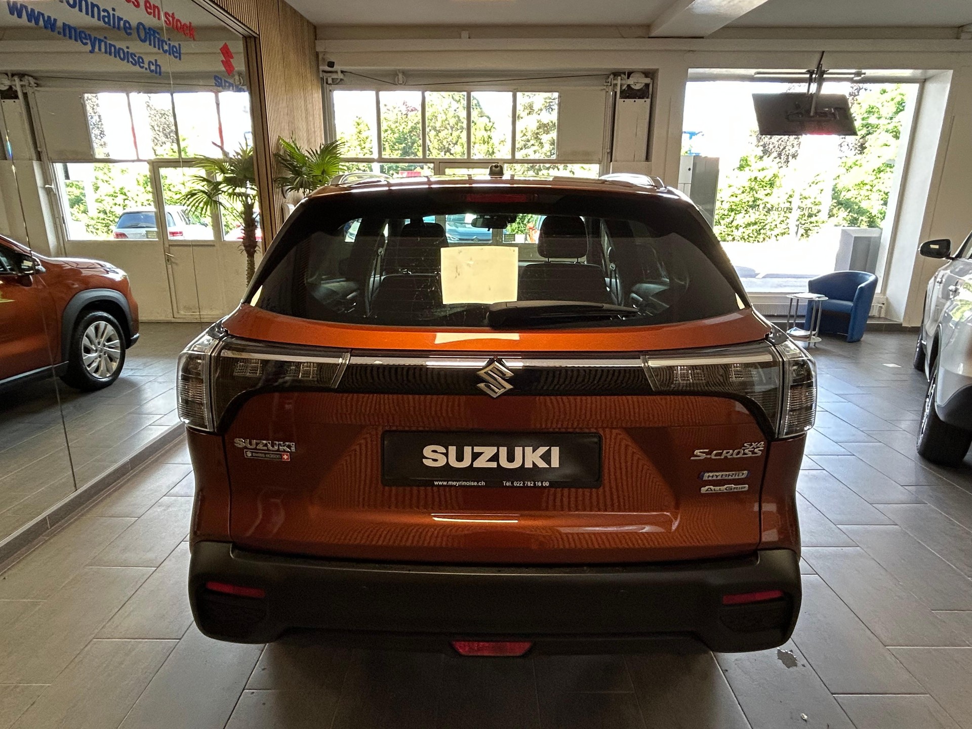 SUZUKI S-Cross 1.4 T Compact+ Hybrid 4x4-image-5