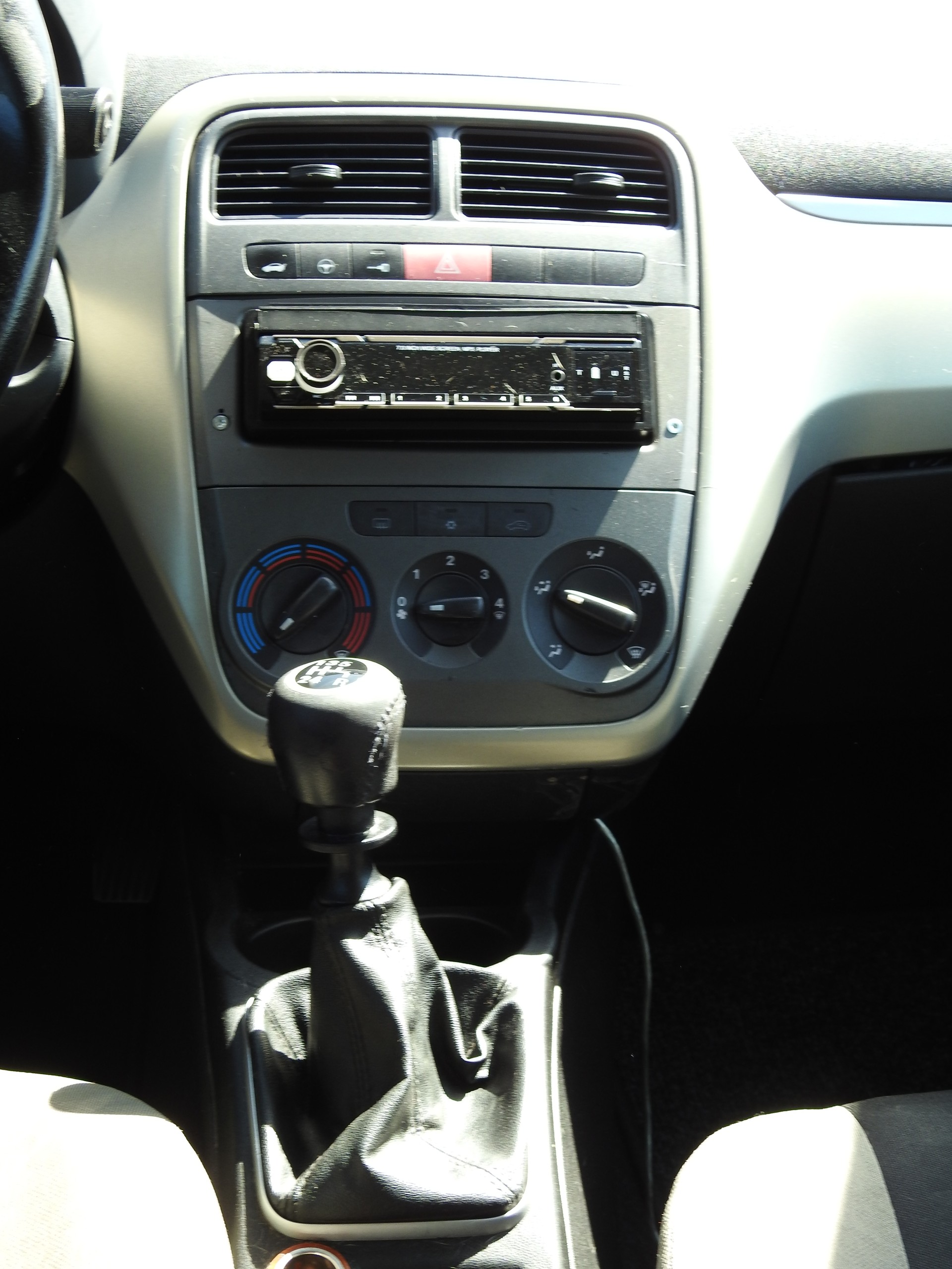 FIAT Punto 1.4 Active-image-15
