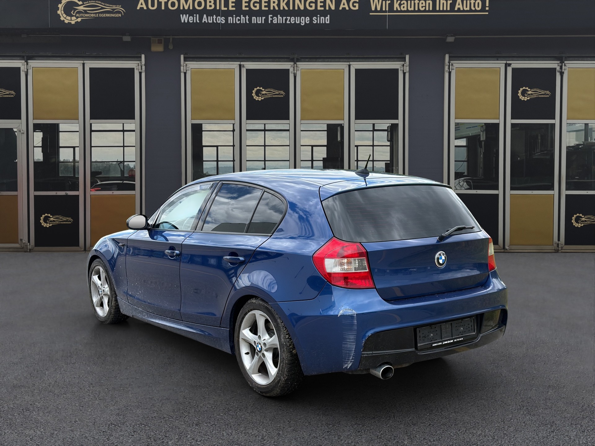 BMW 120i M-Sportpaket-image-6