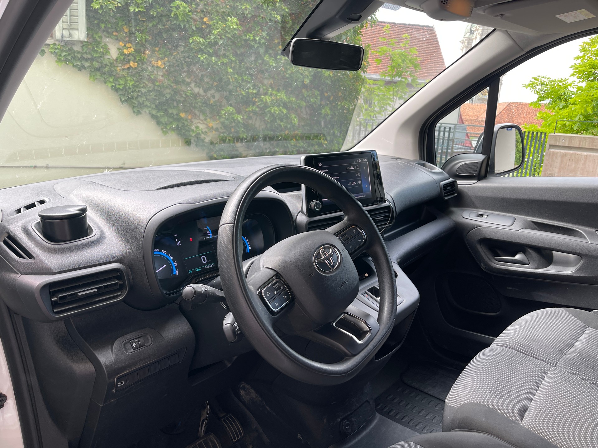 TOYOTA Proace City Van EV 50 kWh Active Medium-image-4