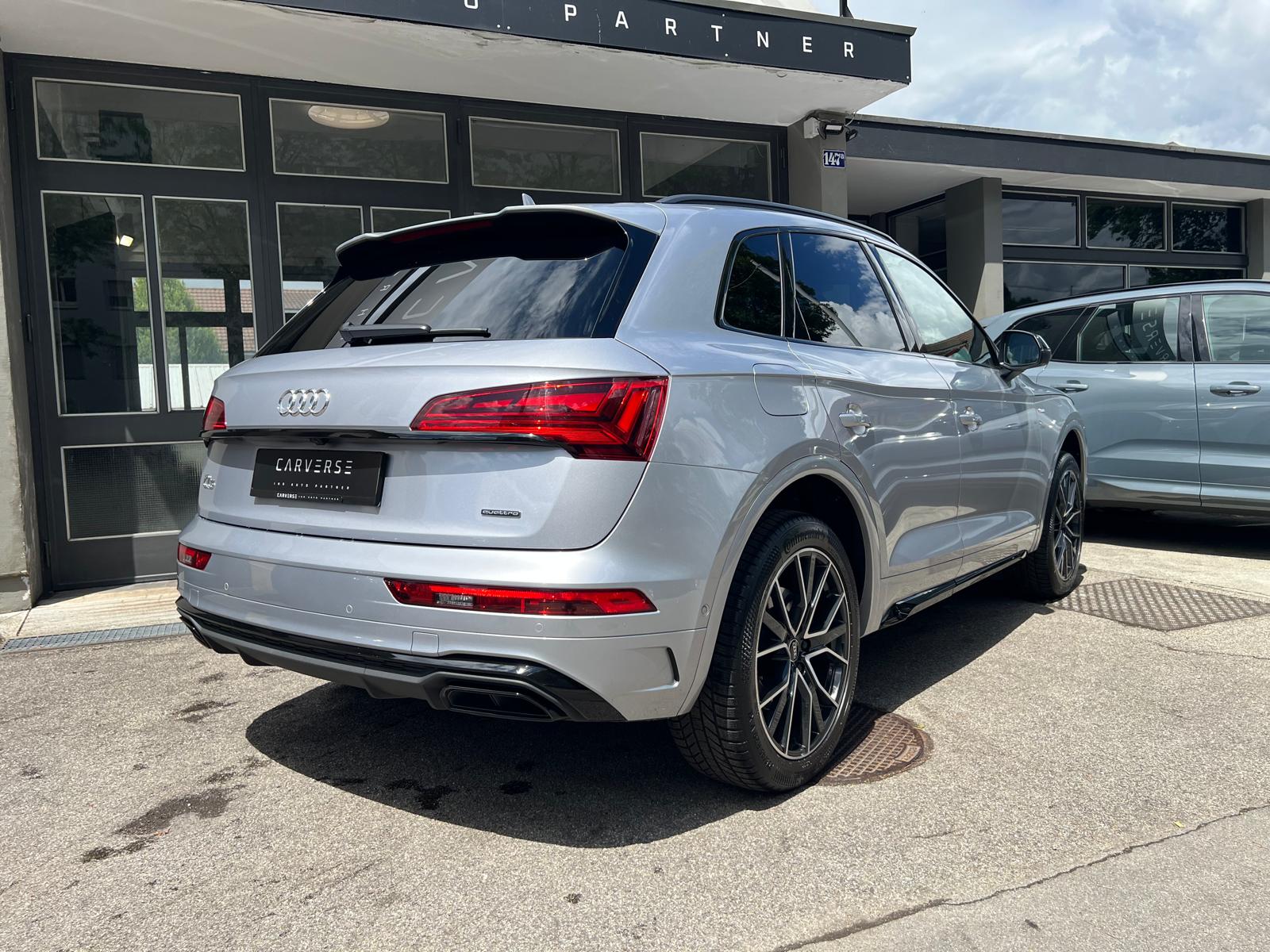 AUDI Q5 2.0 40 TDI S Line quattro S-Tronic-showroom-element-3