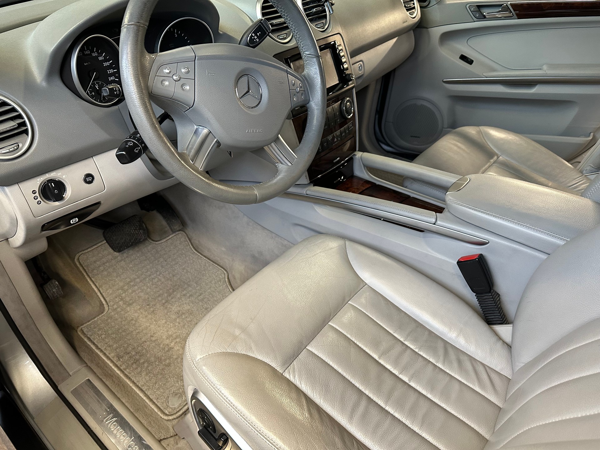 MERCEDES-BENZ ML 320 CDI 4Matic 7G-Tronic-image-7