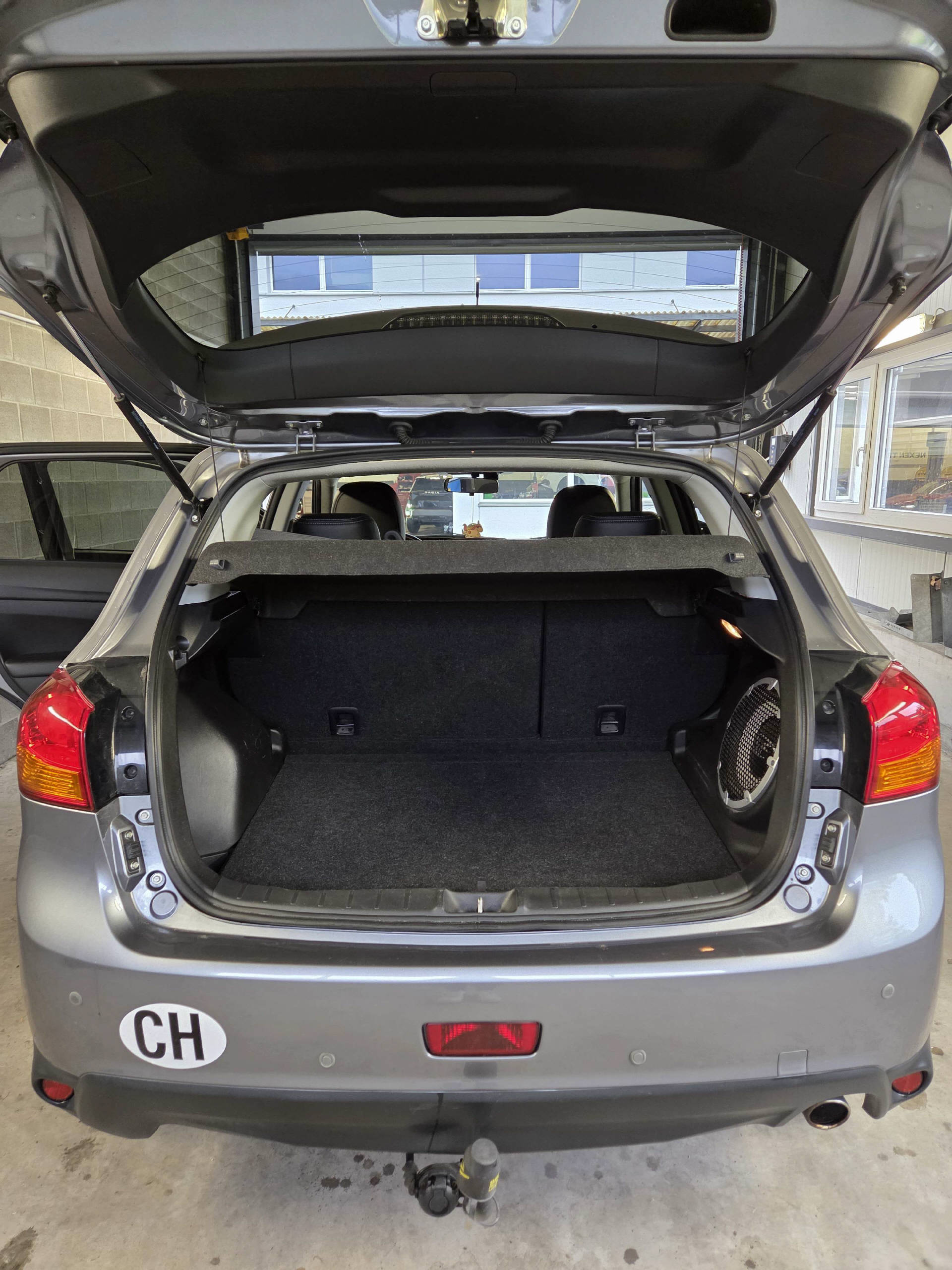 MITSUBISHI ASX 2.2 DID Celebration 300K 4x4-image-11