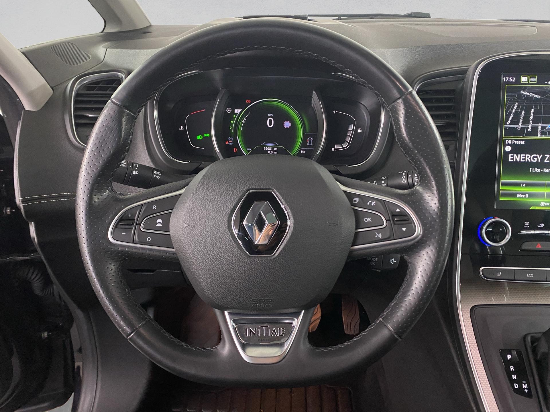 RENAULT Scénic 1.6 dCi Initiale Paris EDC-image-9