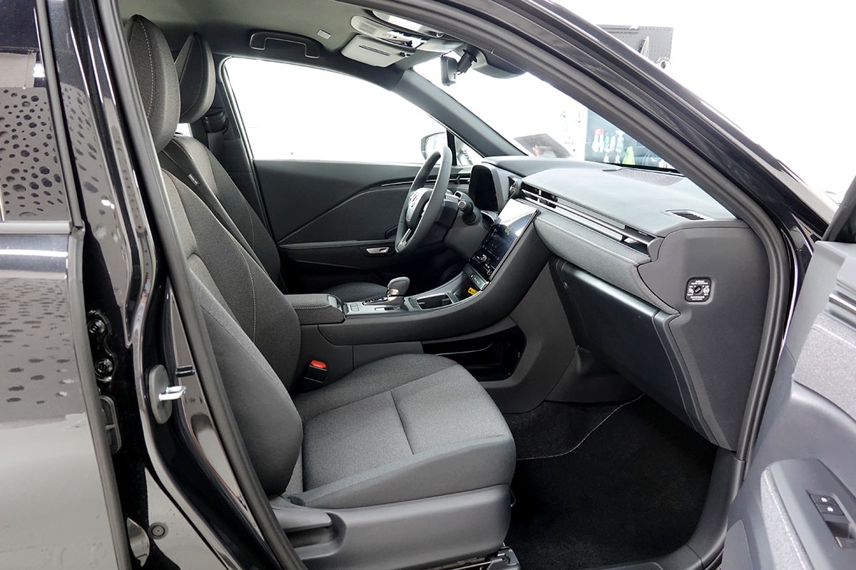 LEXUS LBX FWD Impression CVT-image-4