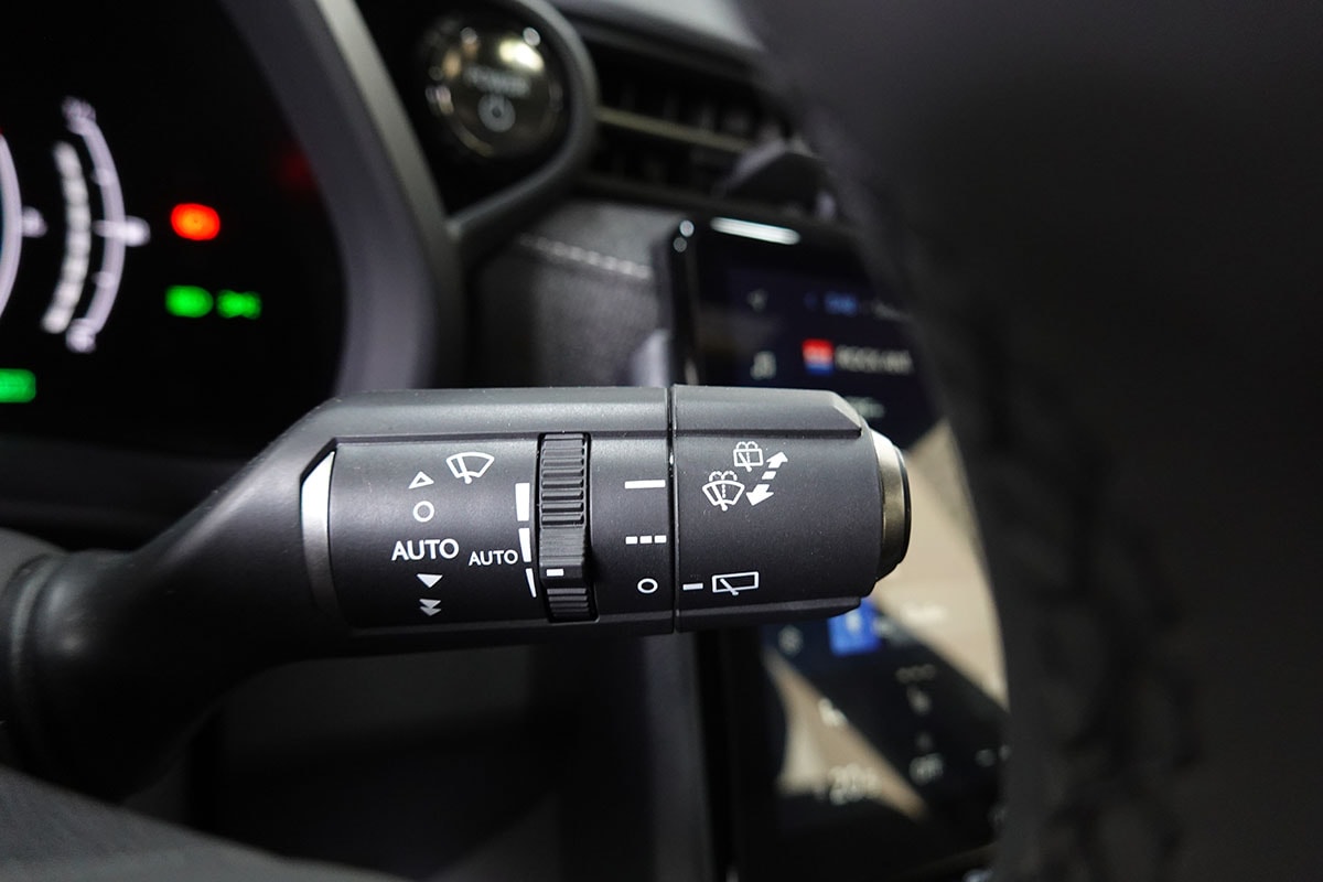 LEXUS LBX FWD Impression CVT-image-14