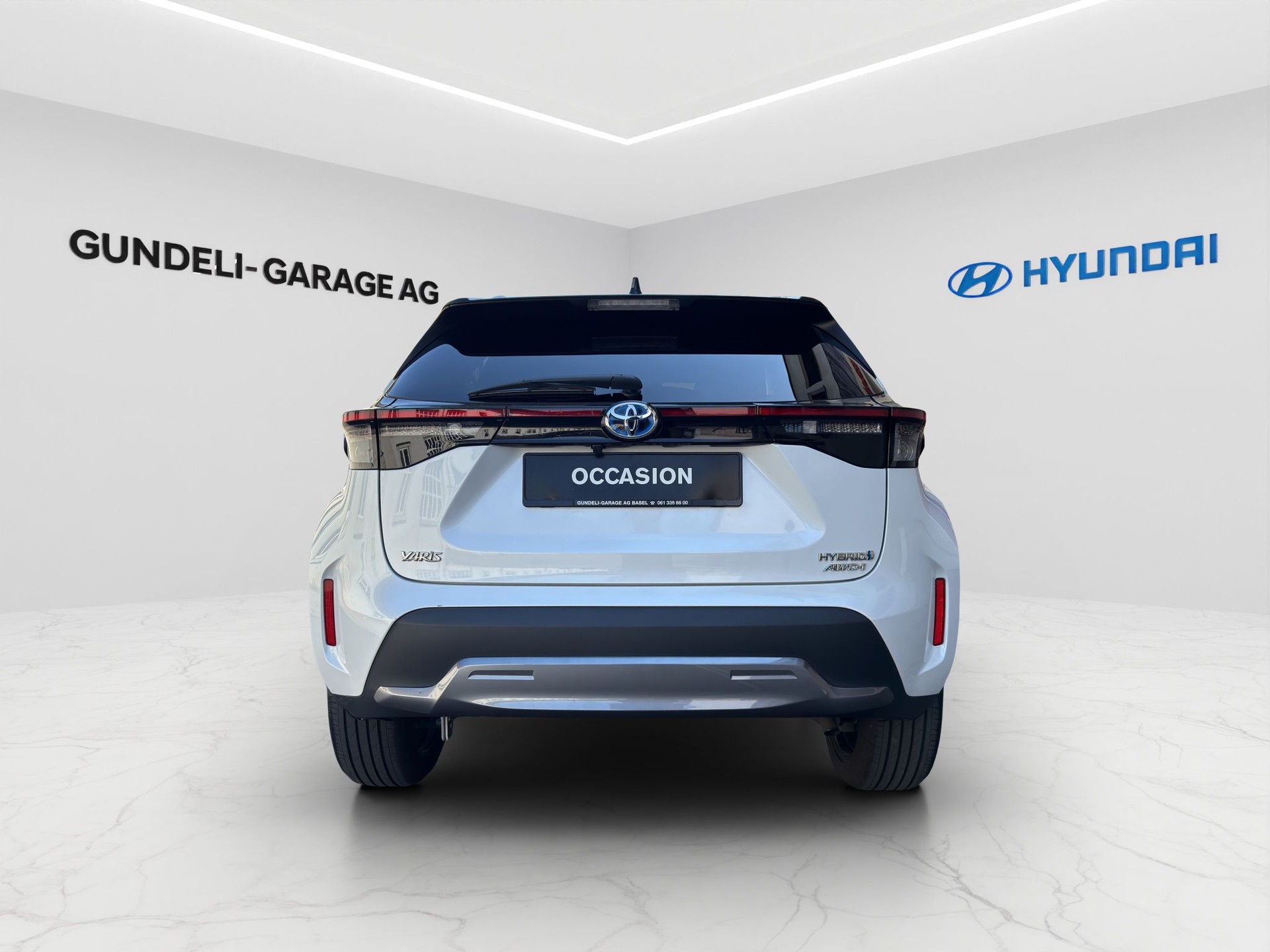 TOYOTA Yaris Cross 1.5 Premiere Edition e-CVT AWDi-image-5