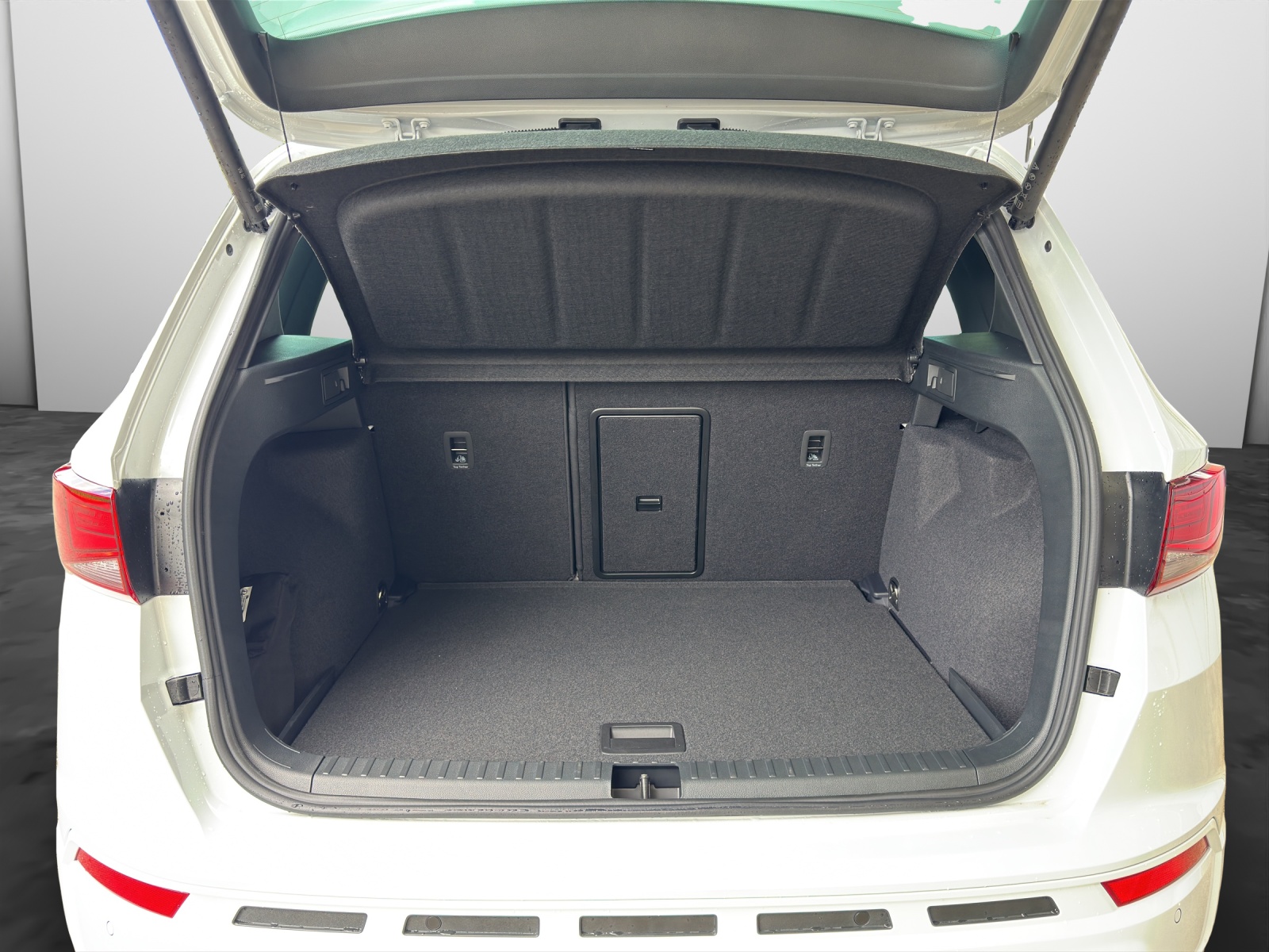 CUPRA Ateca 2.0 TSI VZ 4Drive DSG-image-14