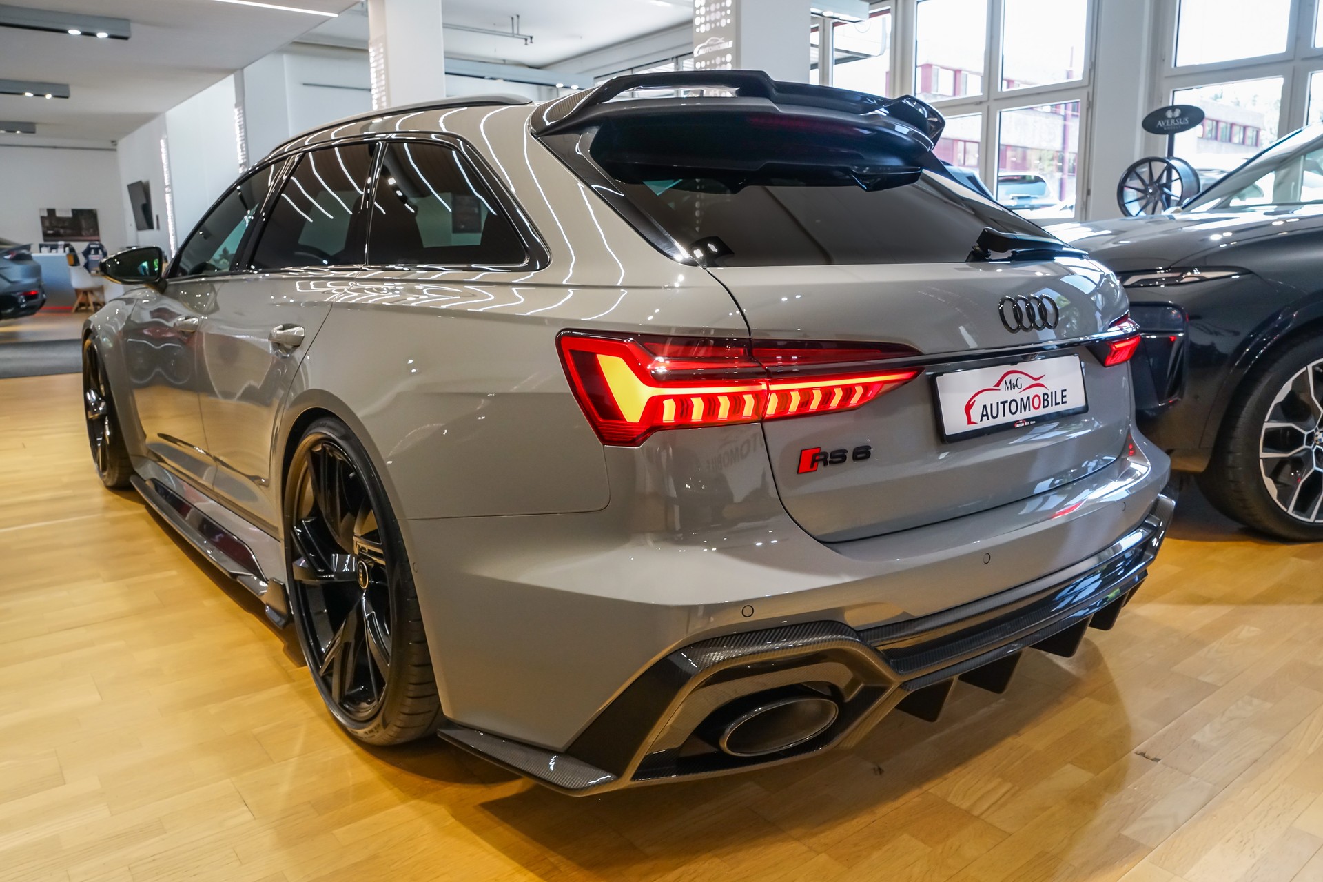 AUDI RS6 Avant 4.0 TFSI V8 quattro Carbon Bodykit-image-6