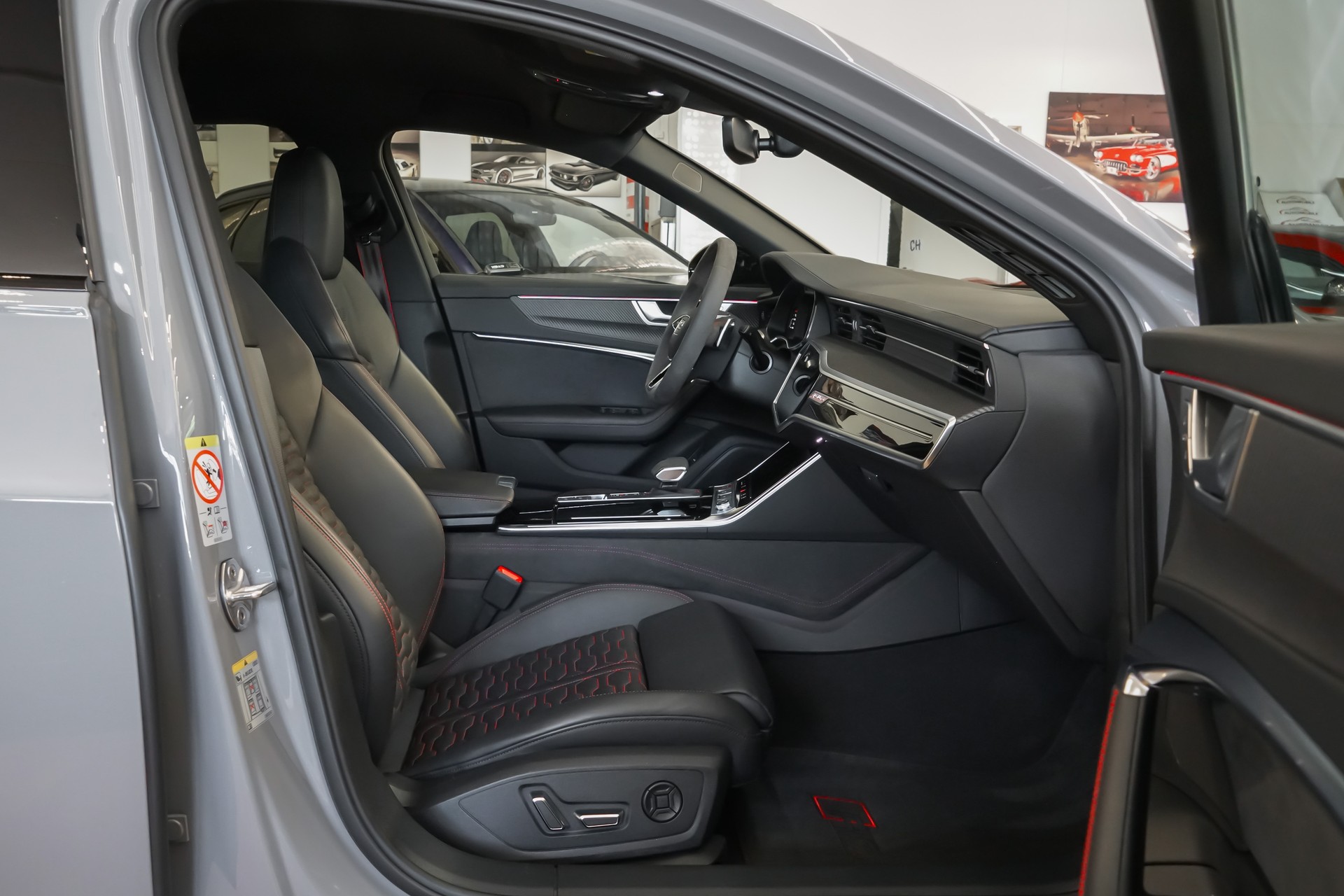 AUDI RS6 Avant 4.0 TFSI V8 quattro Carbon Bodykit-image-29