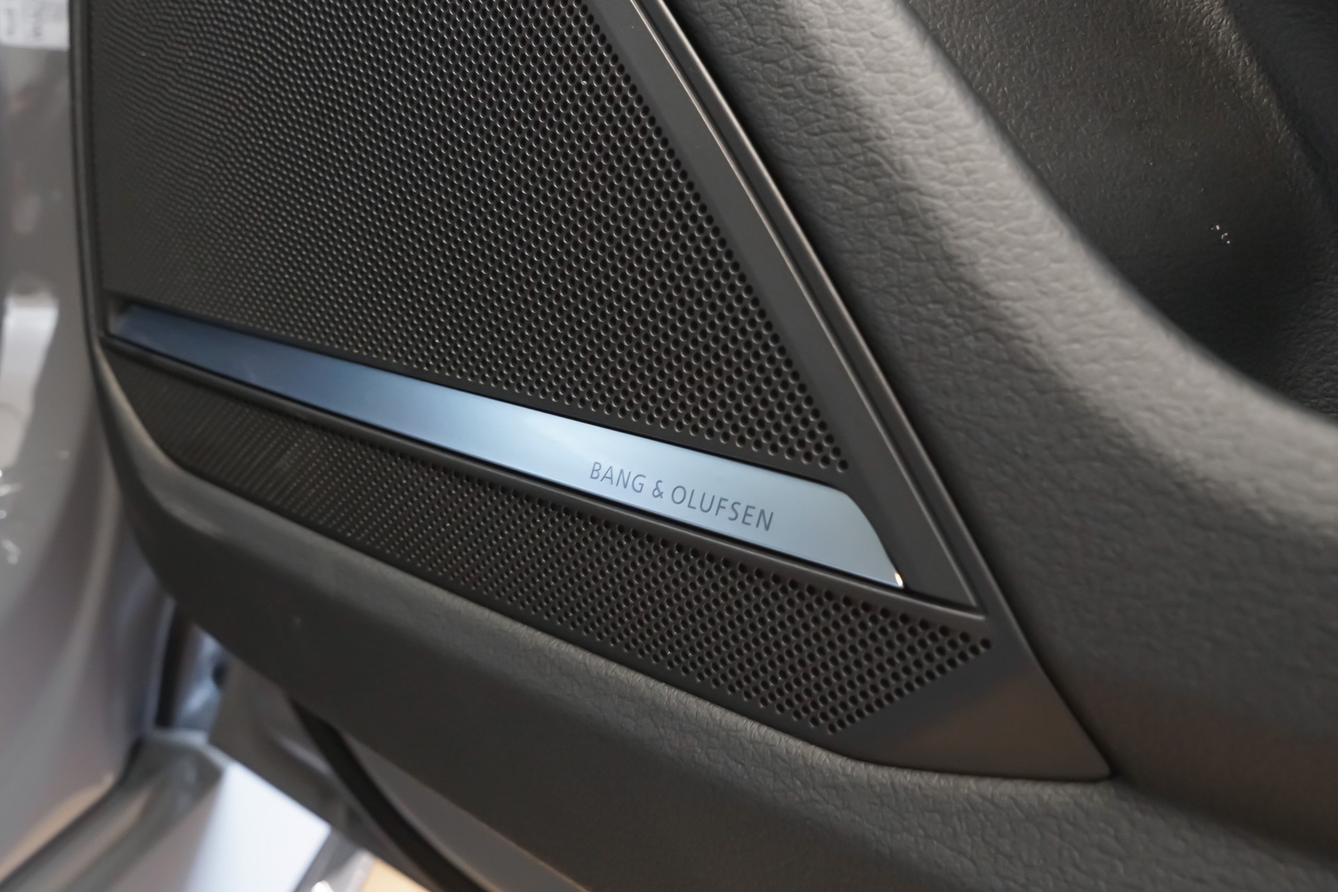 AUDI RS6 Avant 4.0 TFSI V8 quattro Carbon Bodykit-image-21