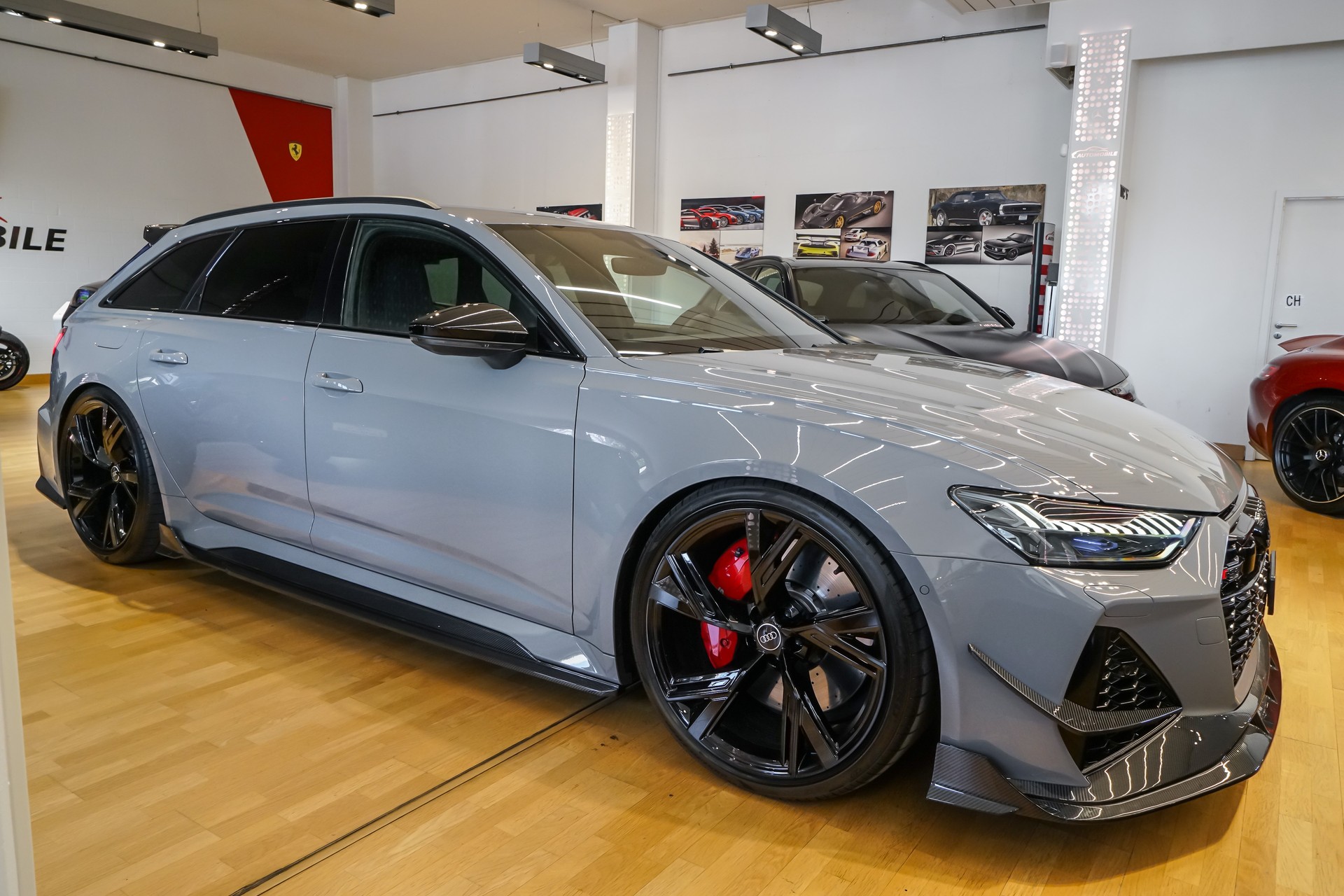 AUDI RS6 Avant 4.0 TFSI V8 quattro Carbon Bodykit-image-13