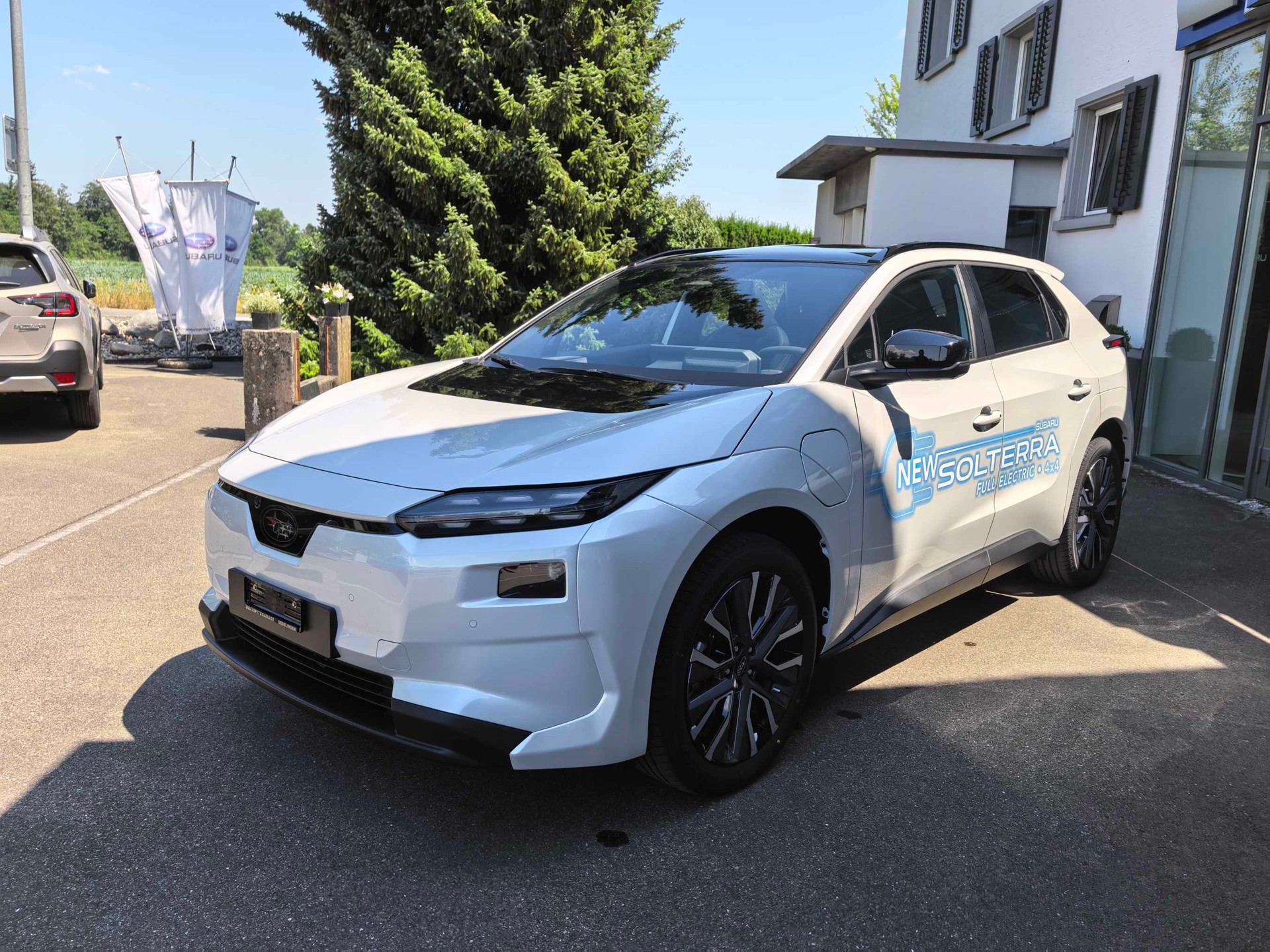 SUBARU Solterra eV Luxury 73,1kWh AWD-image-2