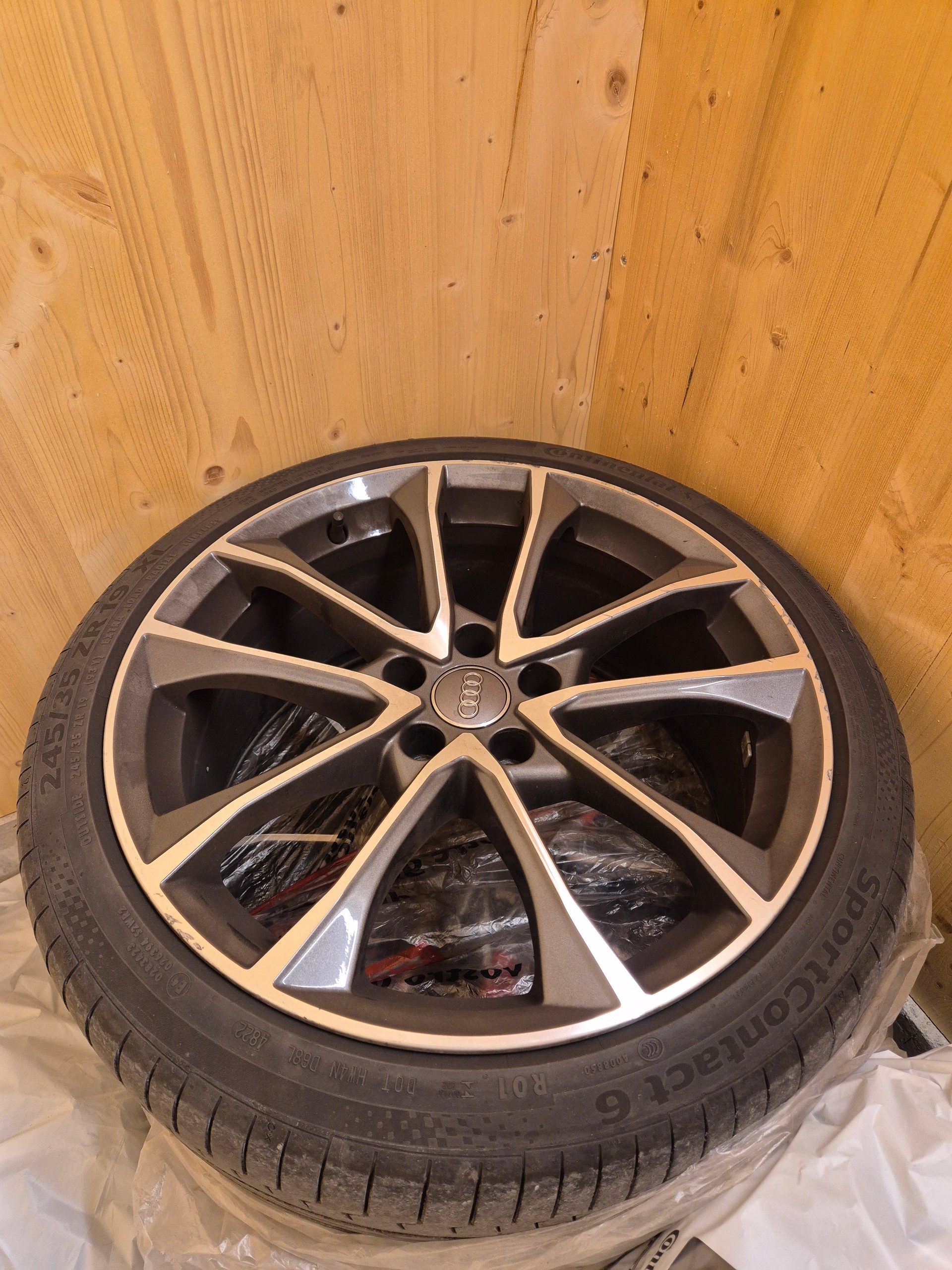 AUDI 3.0 V6 TFSI quattro S-Tronic-image-6