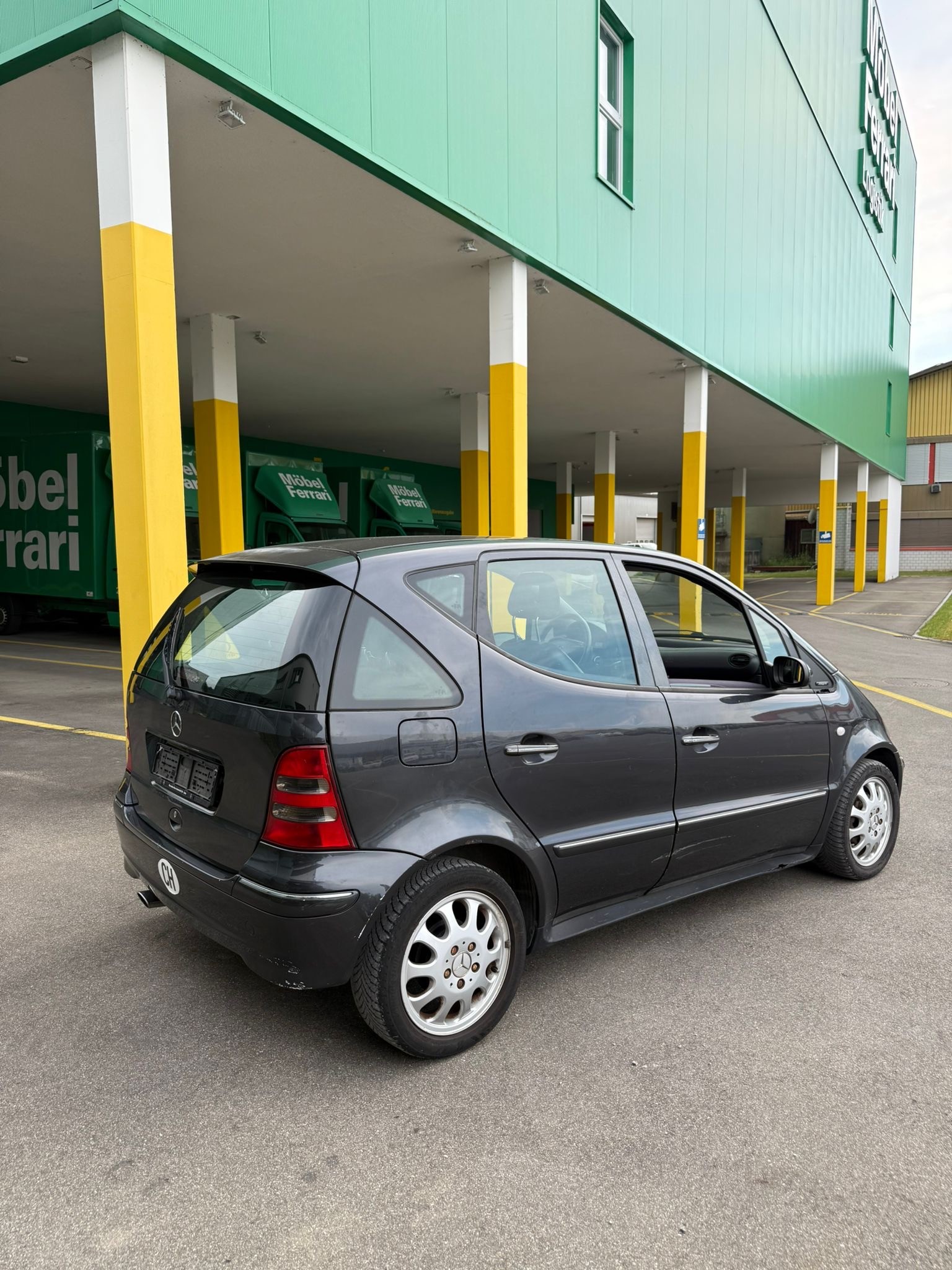 MERCEDES-BENZ A 160 Avantgarde-image-5