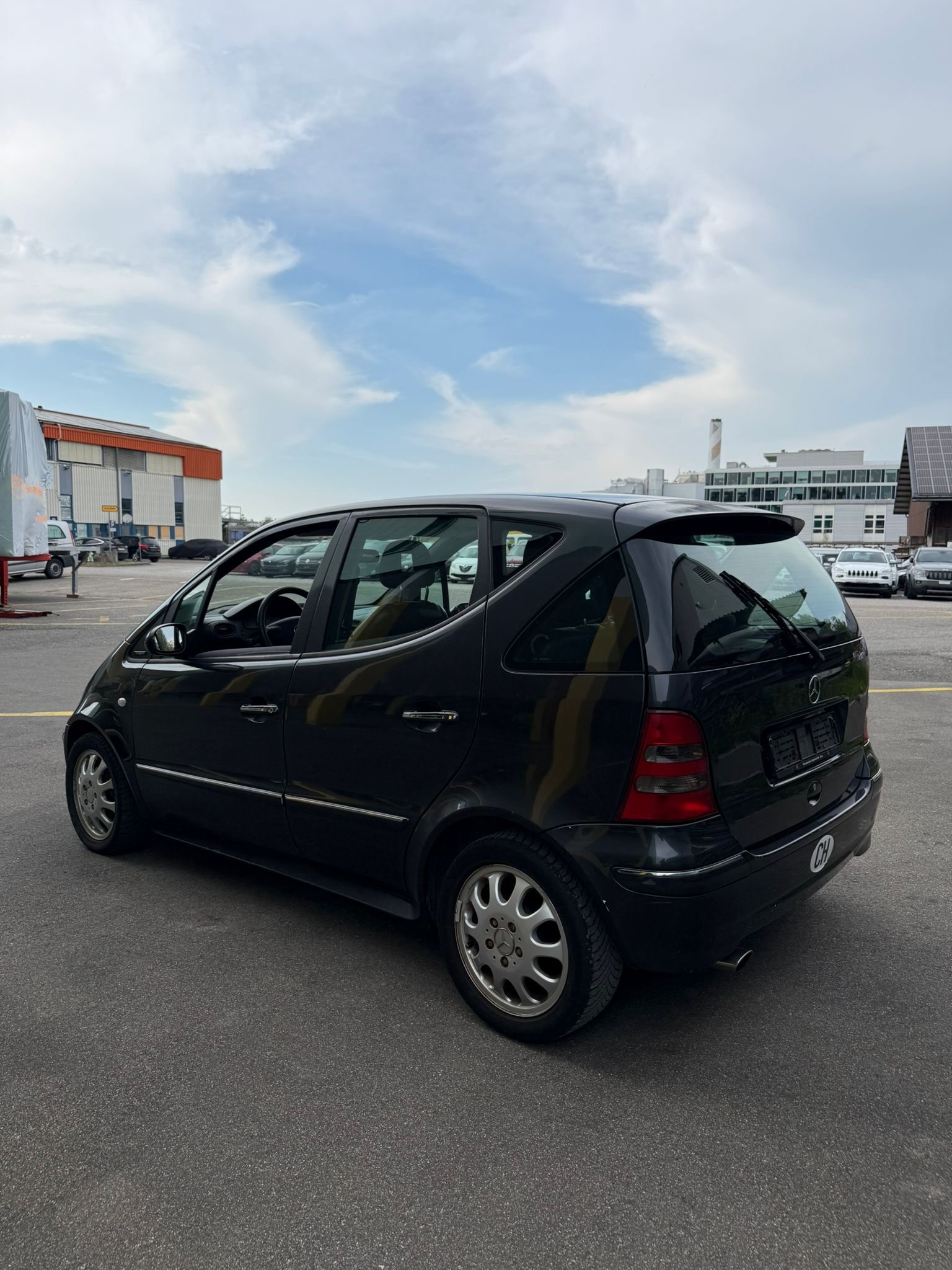 MERCEDES-BENZ A 160 Avantgarde-image-4