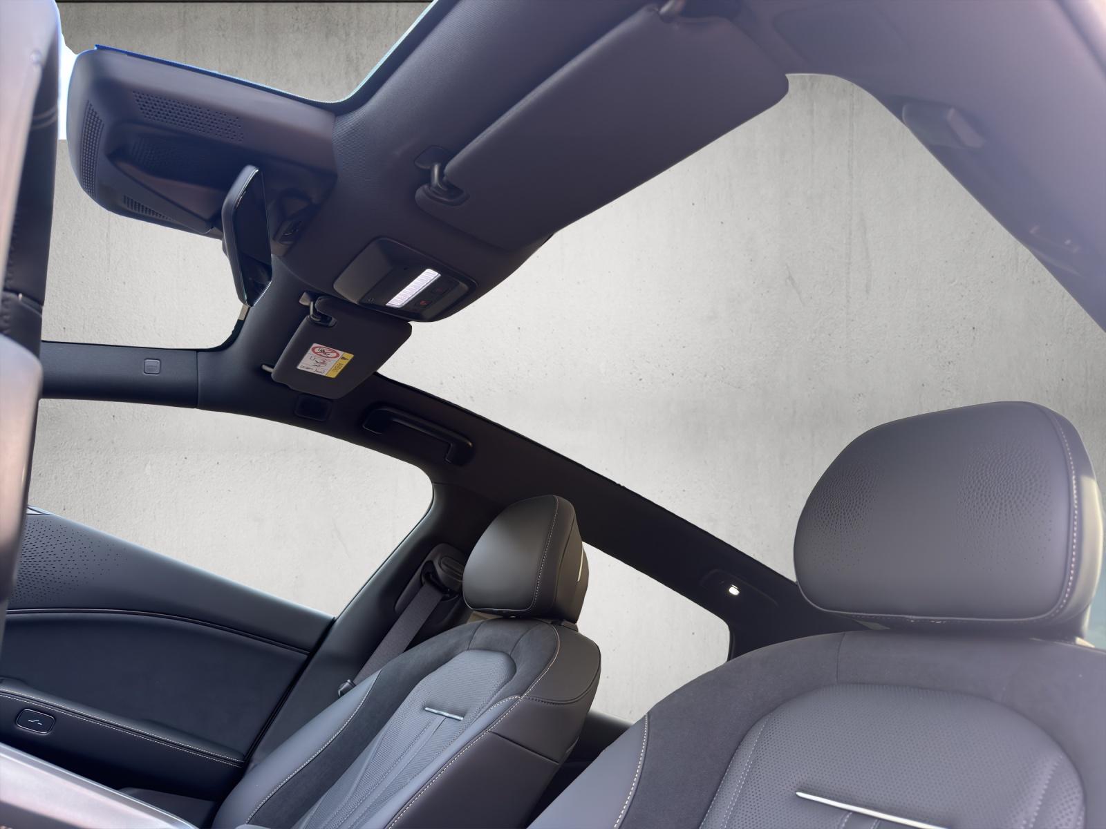 ZEEKR 7GT Privilege AWD-image-16