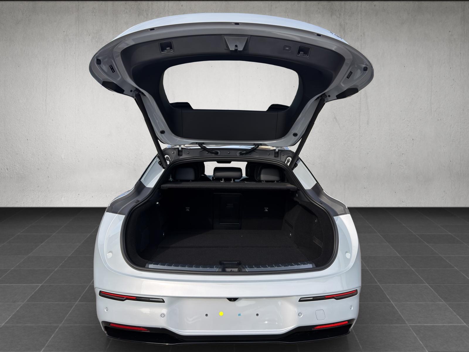 ZEEKR 7GT Privilege AWD-image-15
