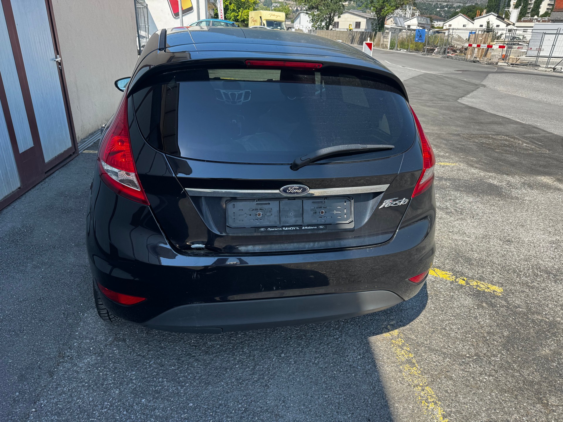 FORD Fiesta 1.6 16V Titanium-image-1