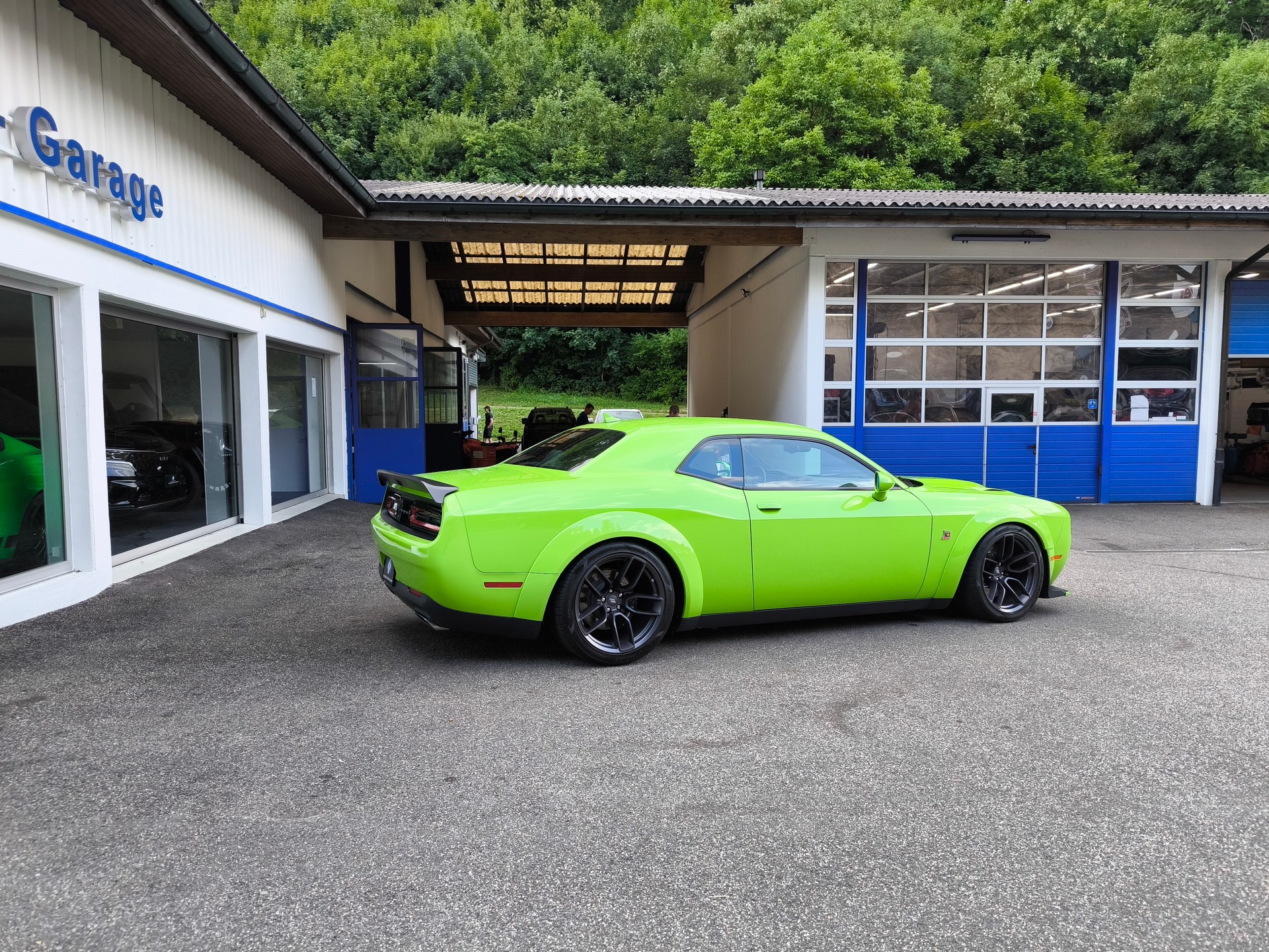 DODGE Challenger R/T Scat Pack Widebody-image-13