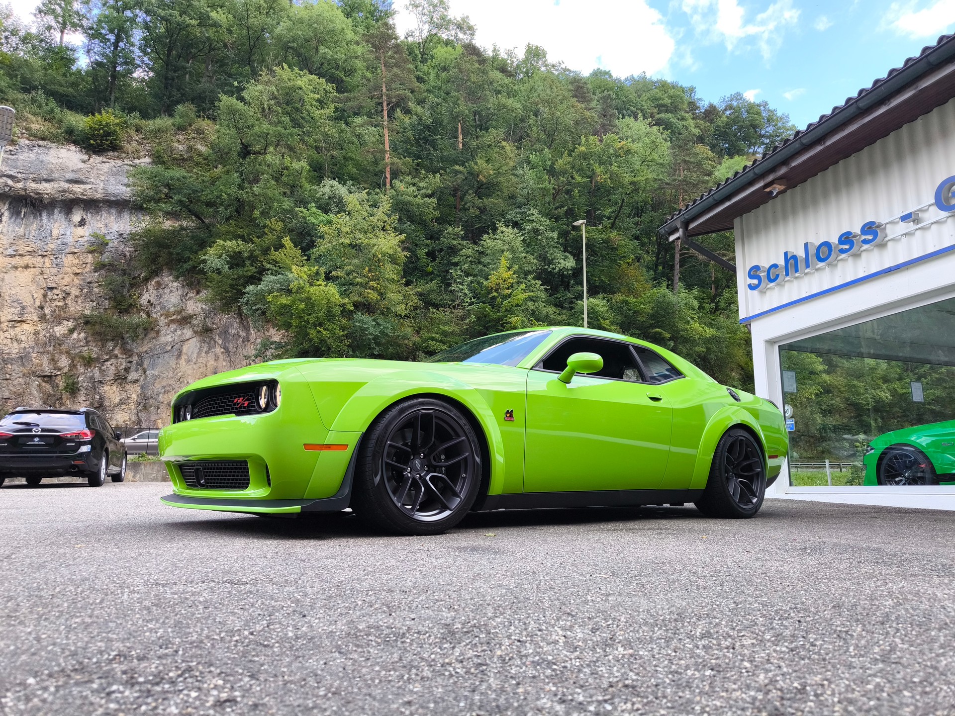 DODGE Challenger R/T Scat Pack Widebody-image-6
