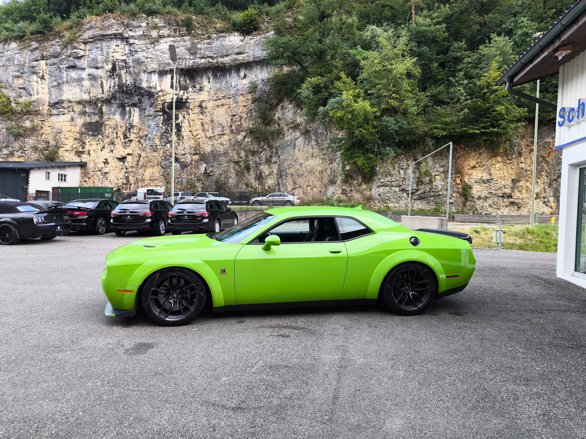 DODGE Challenger R/T Scat Pack Widebody-image-7