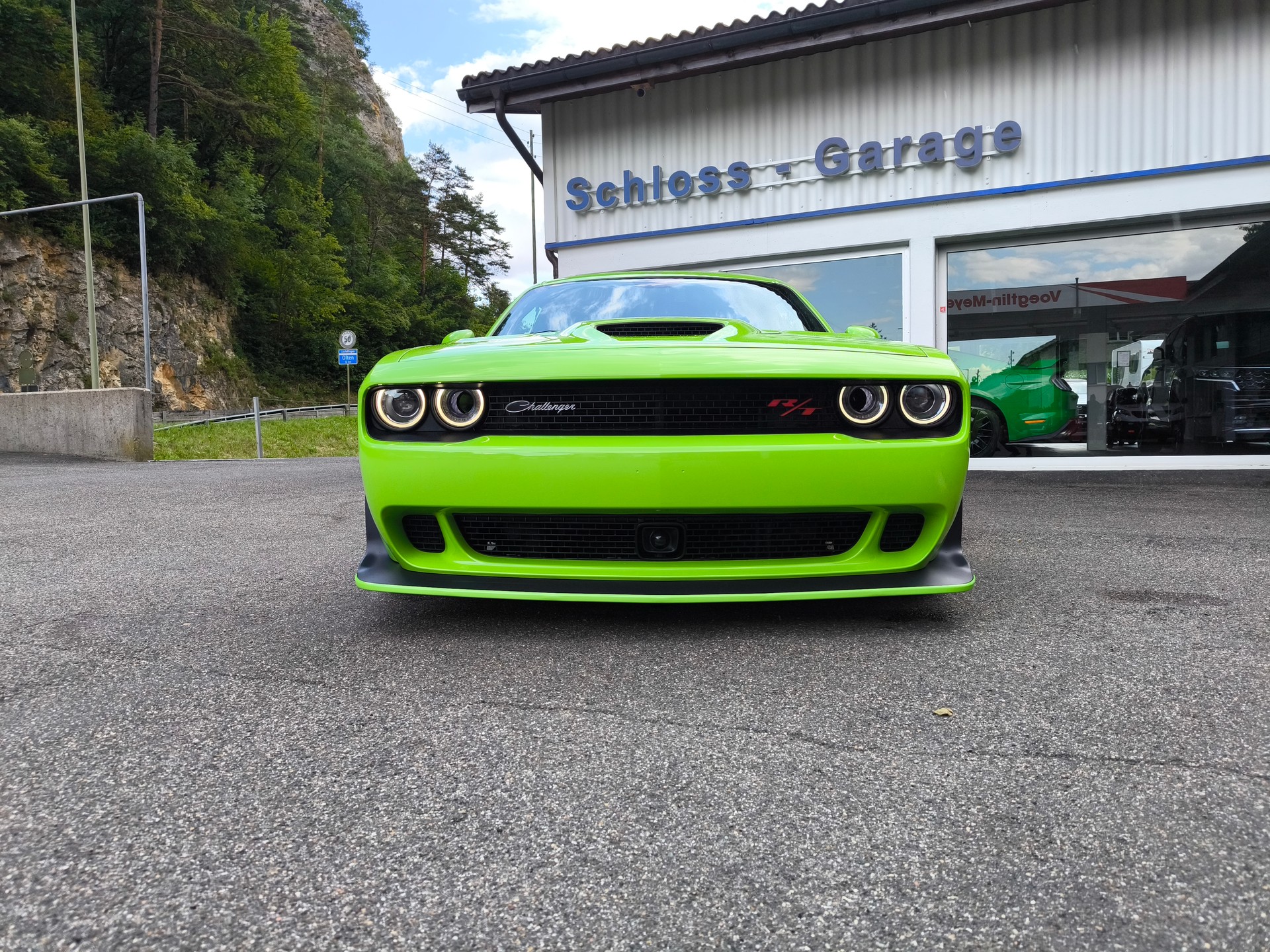 DODGE Challenger R/T Scat Pack Widebody-image-4