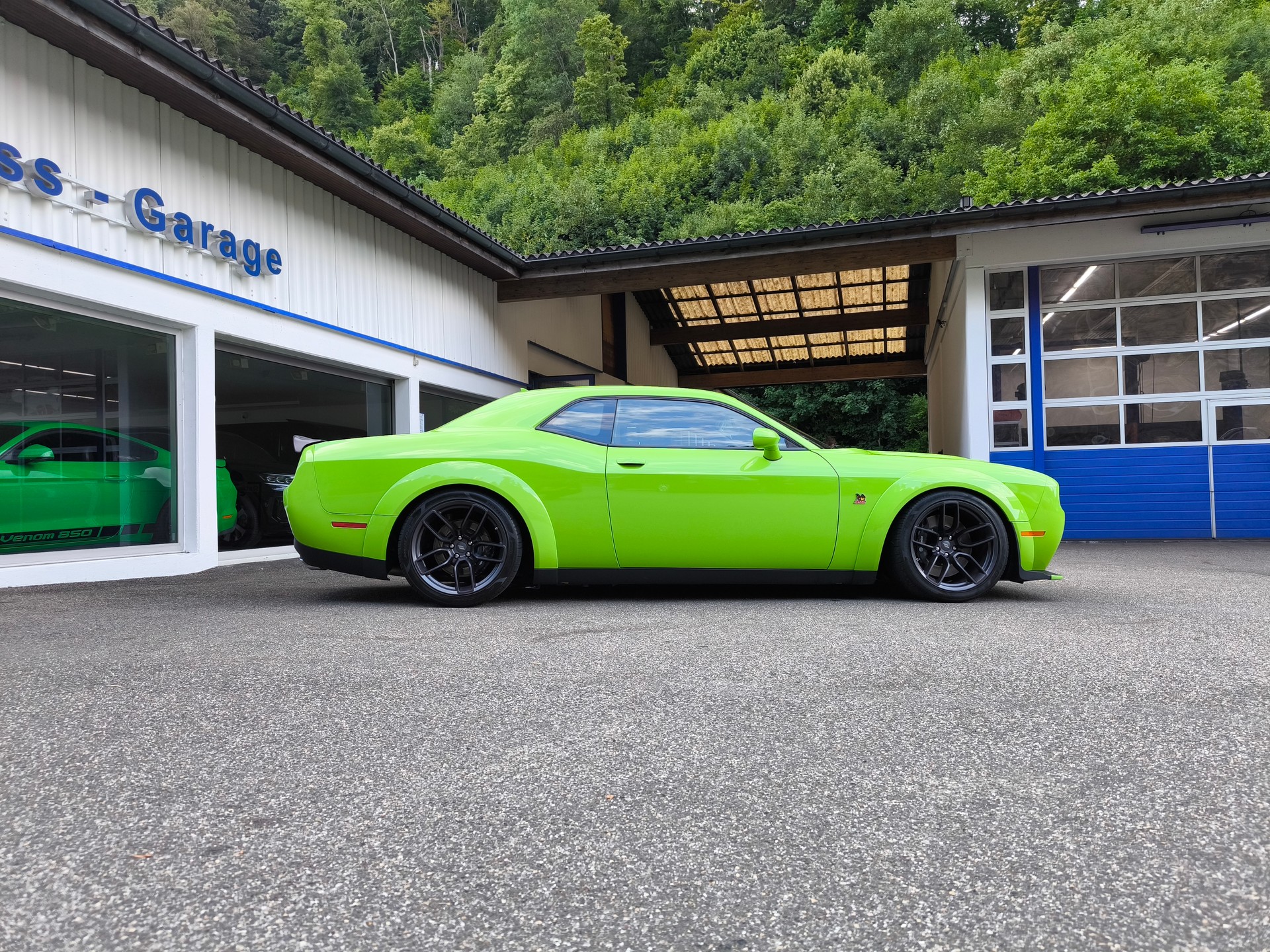 DODGE Challenger R/T Scat Pack Widebody-image-14