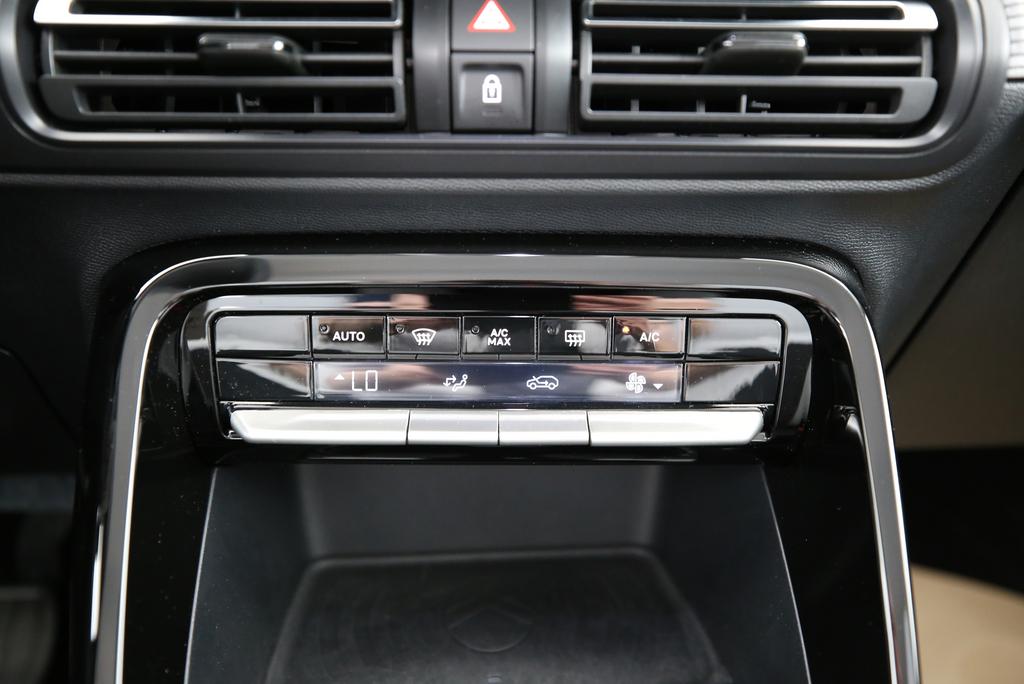 CITROEN e-C3 long range Max-image-8