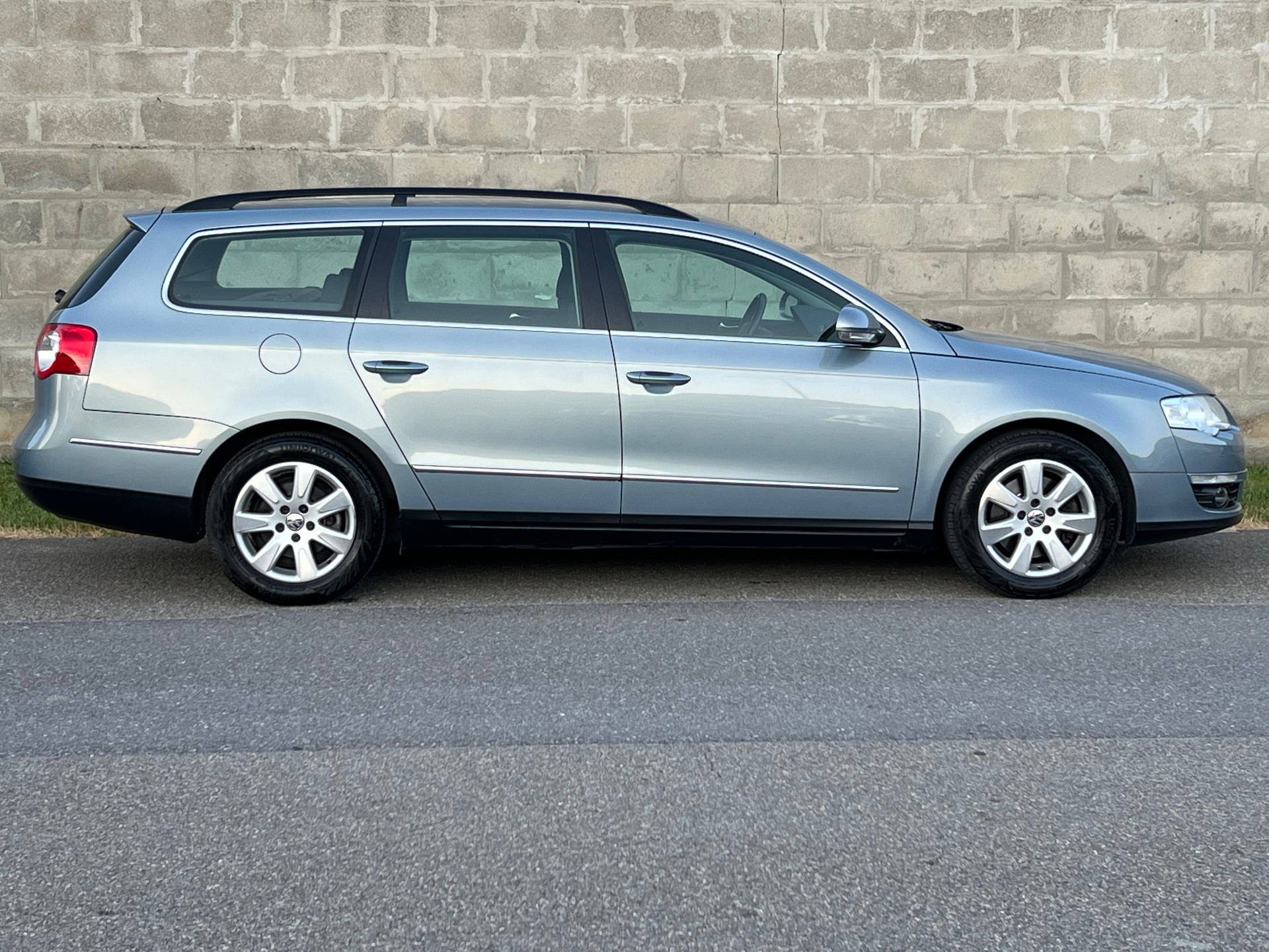 VW Passat Variant 1.8 TSI Comfortline-image-4