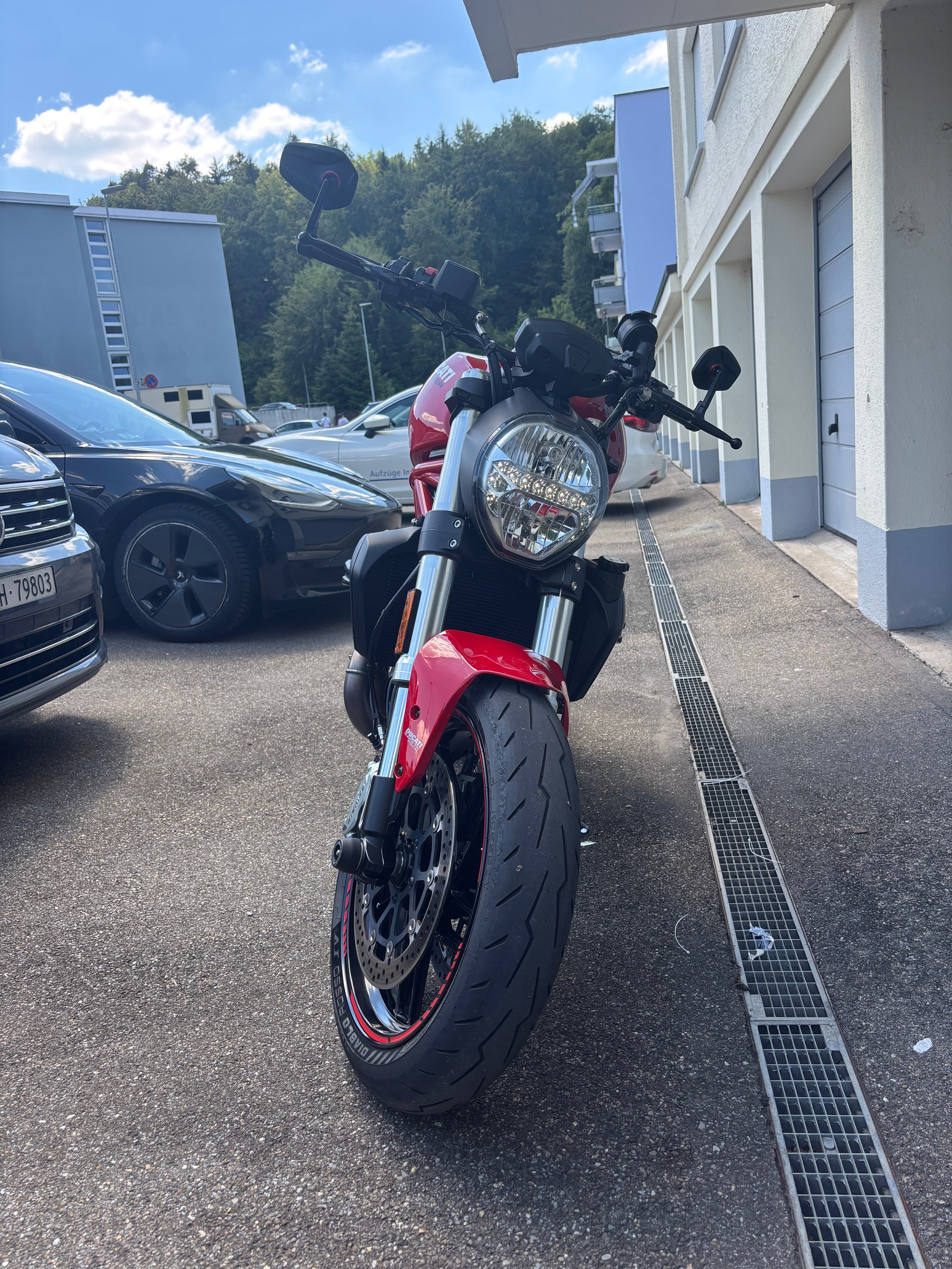 DUCATI MONSTER 821 ABS-image-1