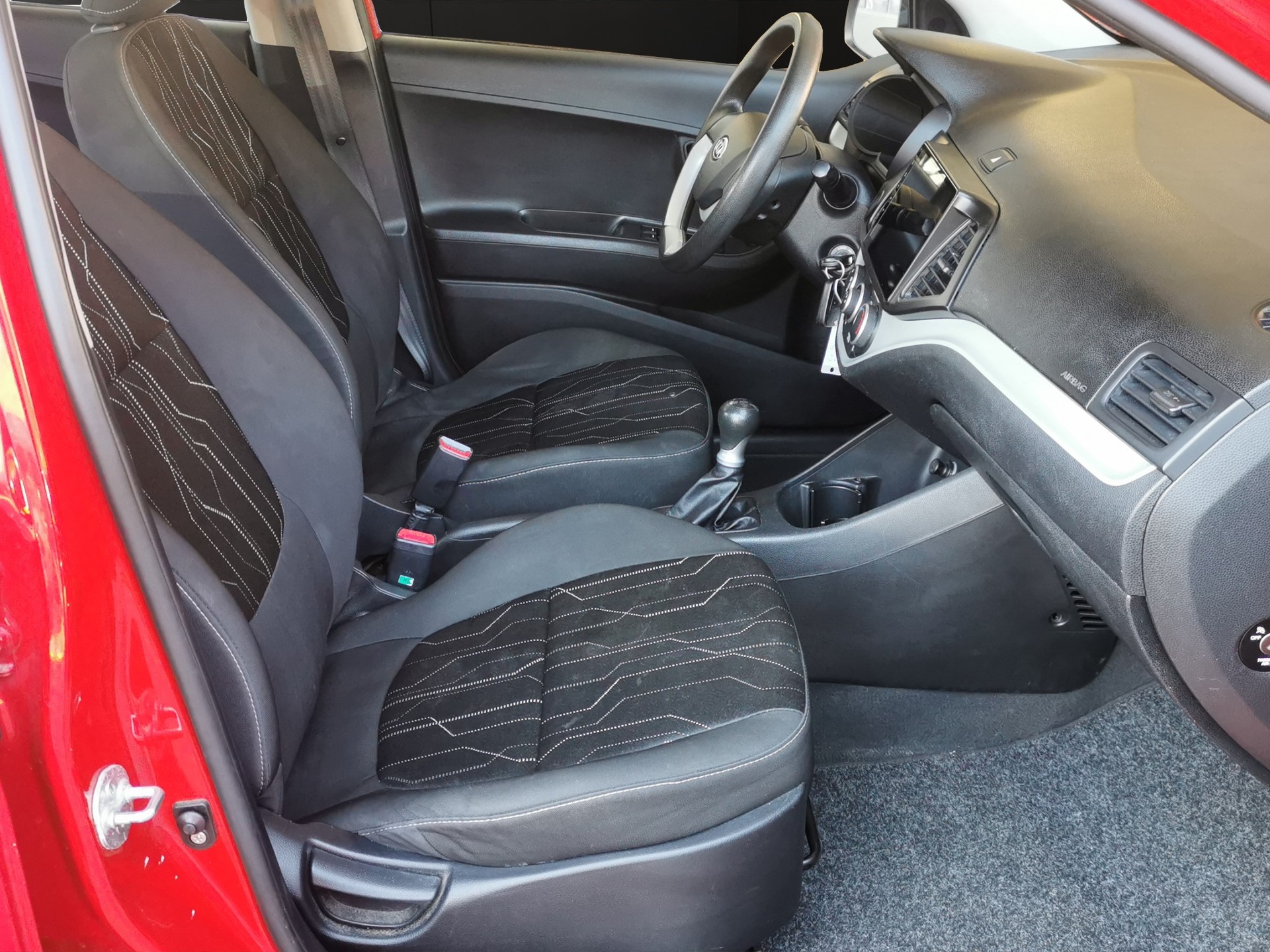 KIA Picanto 1.0 CVVT Trend-image-13