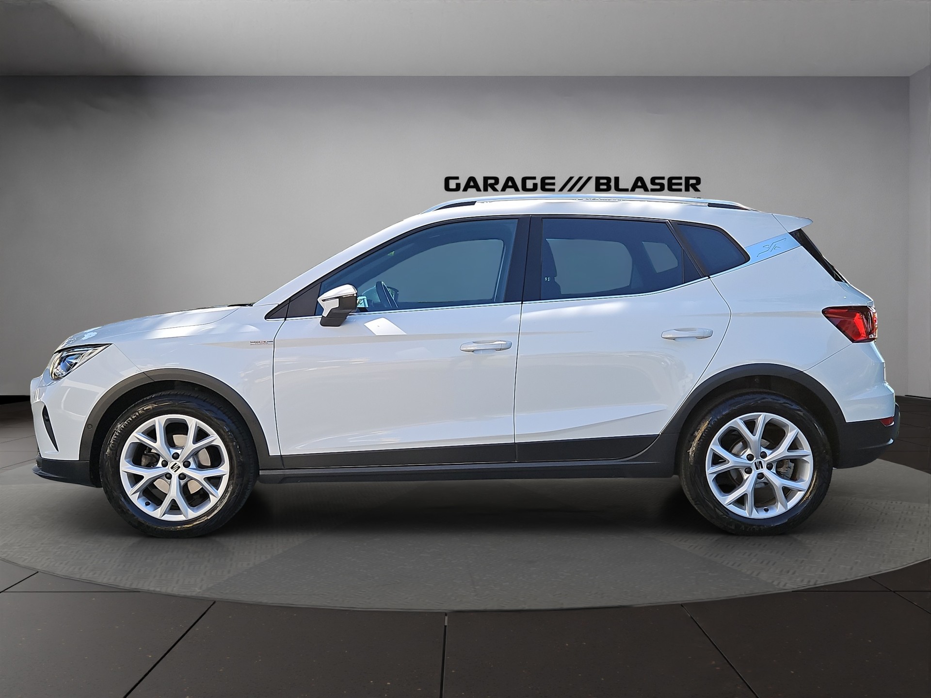 SEAT Arona 1.0 TSI Eco Hola FR DSG-image-1