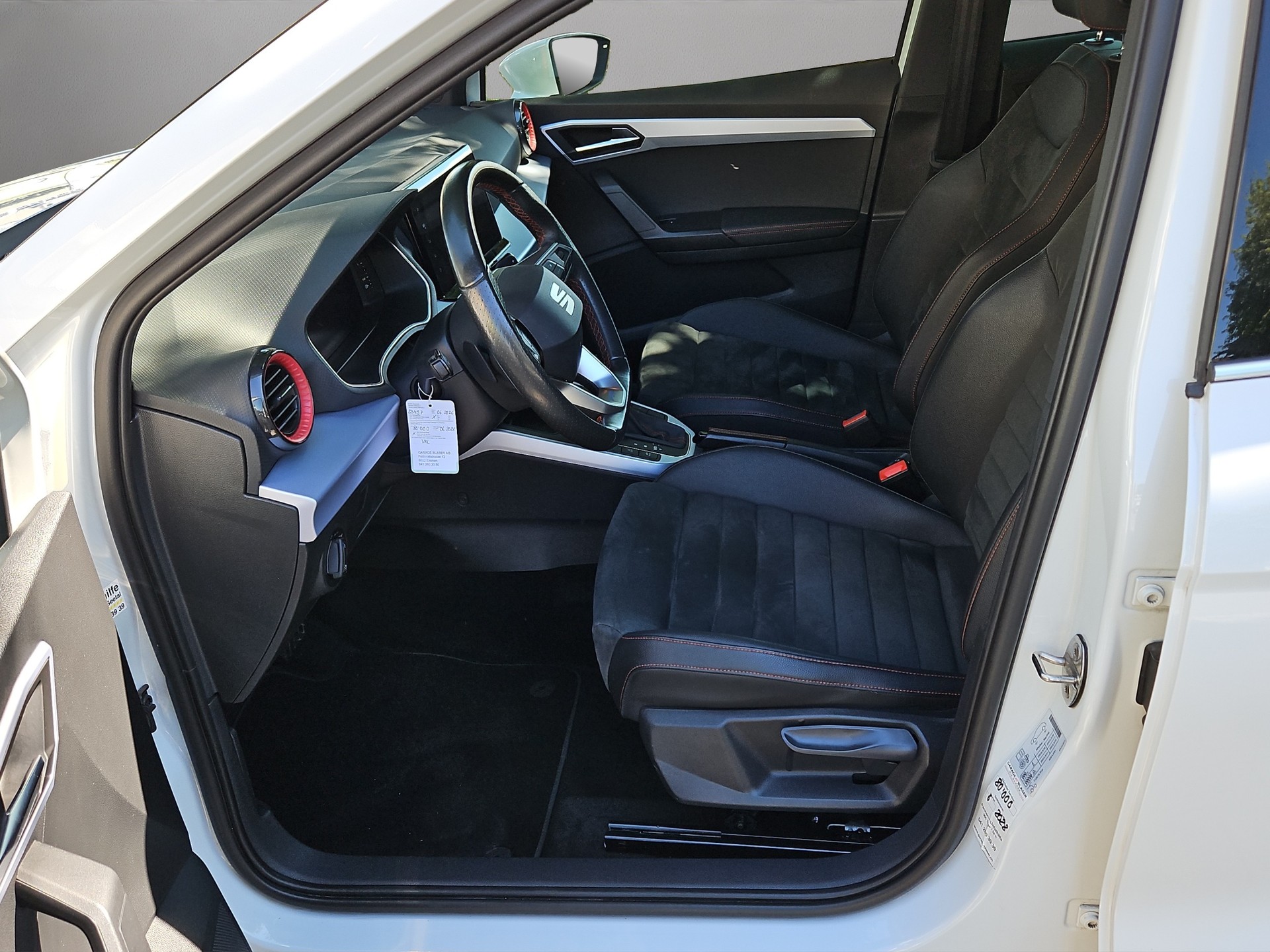SEAT Arona 1.0 TSI Eco Hola FR DSG-image-4