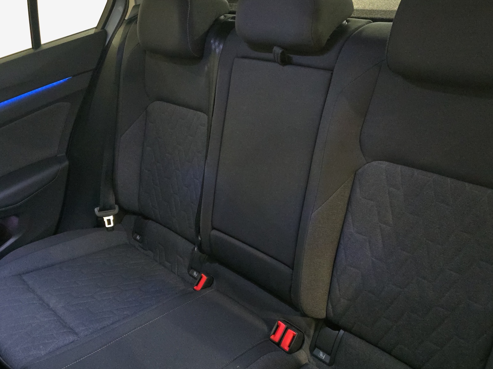 VW Golf 1.5 e TSI mHEV Life DSG-image-11