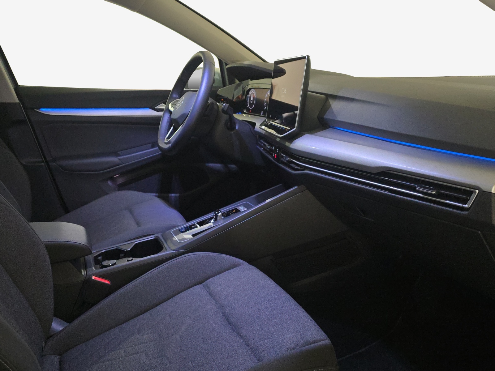VW Golf 1.5 e TSI mHEV Life DSG-image-14