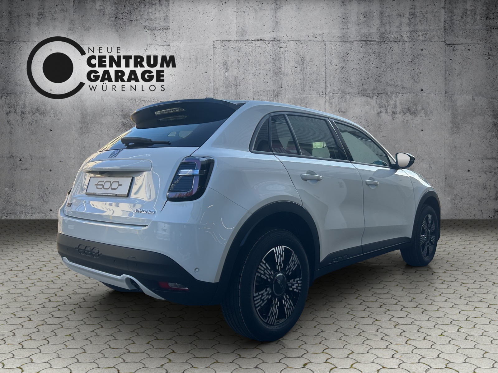 FIAT 600h Mild Hybrid Icon Swiss Edition-showroom-element-2
