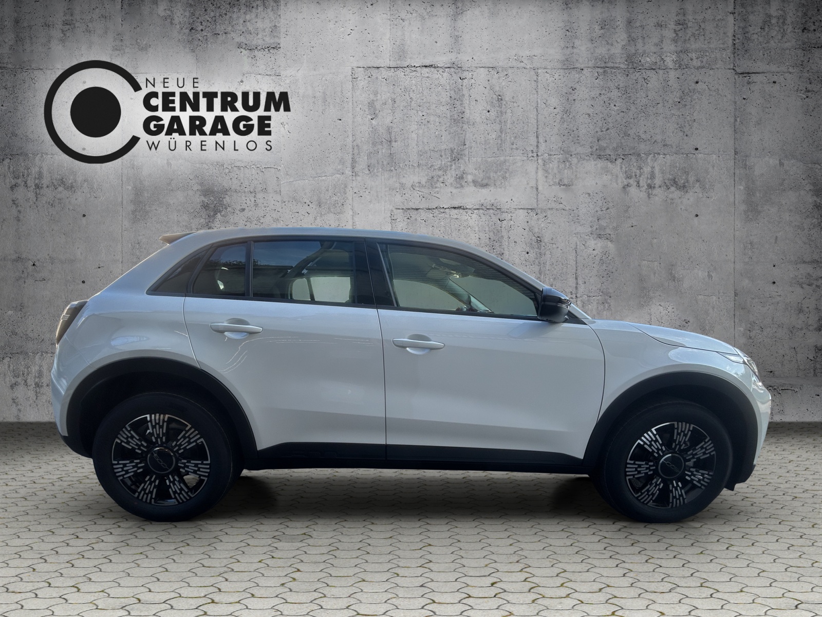 FIAT 600h Mild Hybrid Icon Swiss Edition-image-14