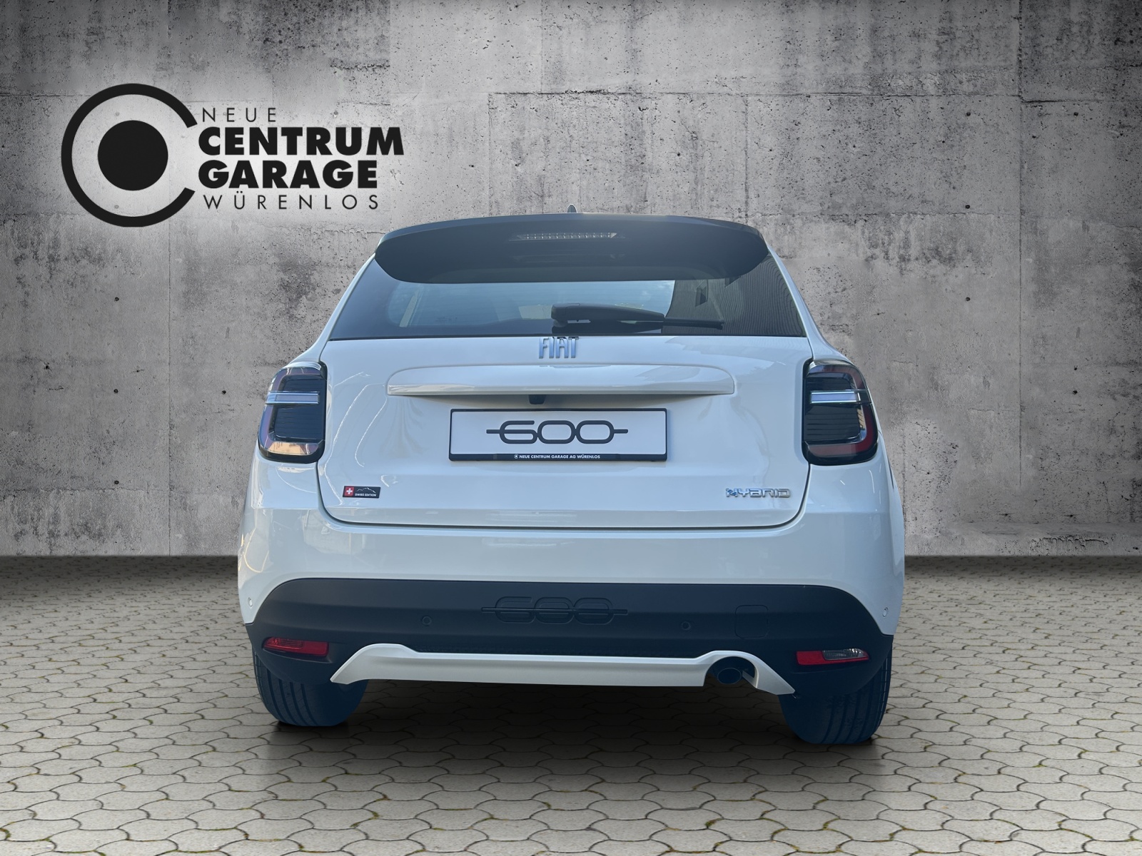 FIAT 600h Mild Hybrid Icon Swiss Edition-showroom-element-1