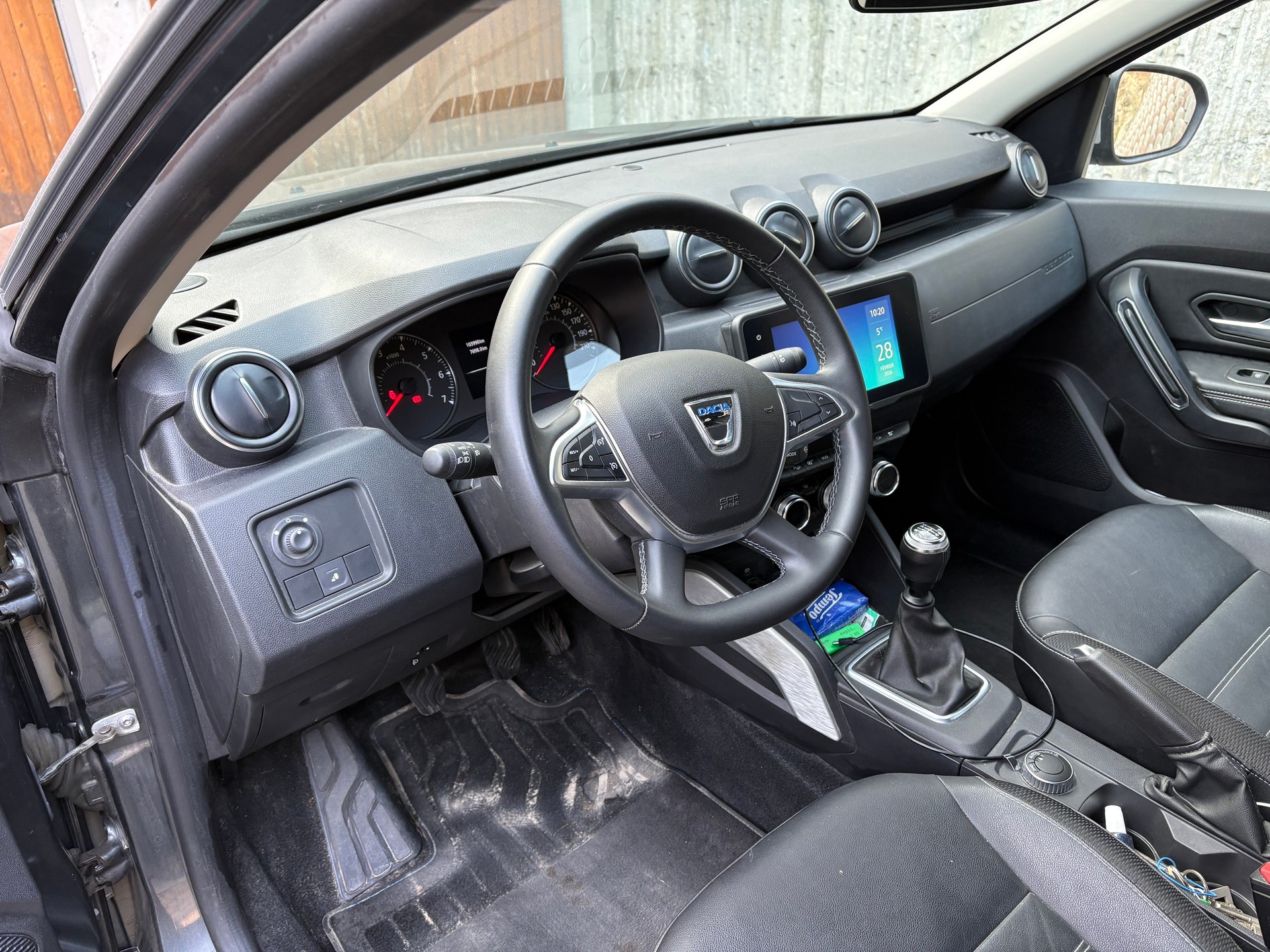 DACIA 1.5 Blue dCi Prestige 4WD-image-2