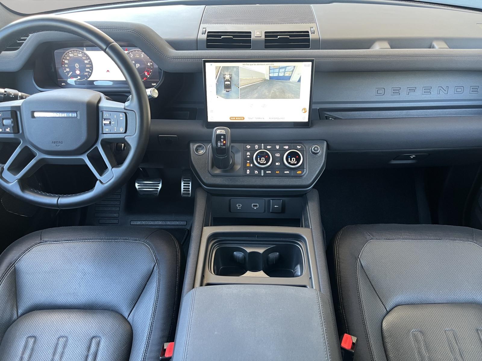 LAND ROVER Defender 90 3.0D I6 300 X-Dynamics SE AT8 (CH)-image-11